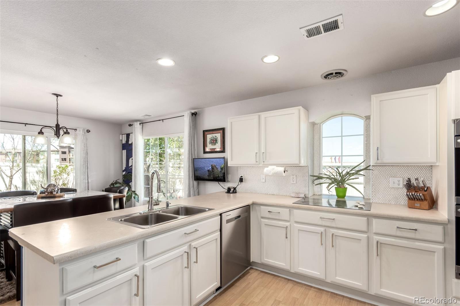 MLS Image #13 for 5570  perth court,denver, Colorado