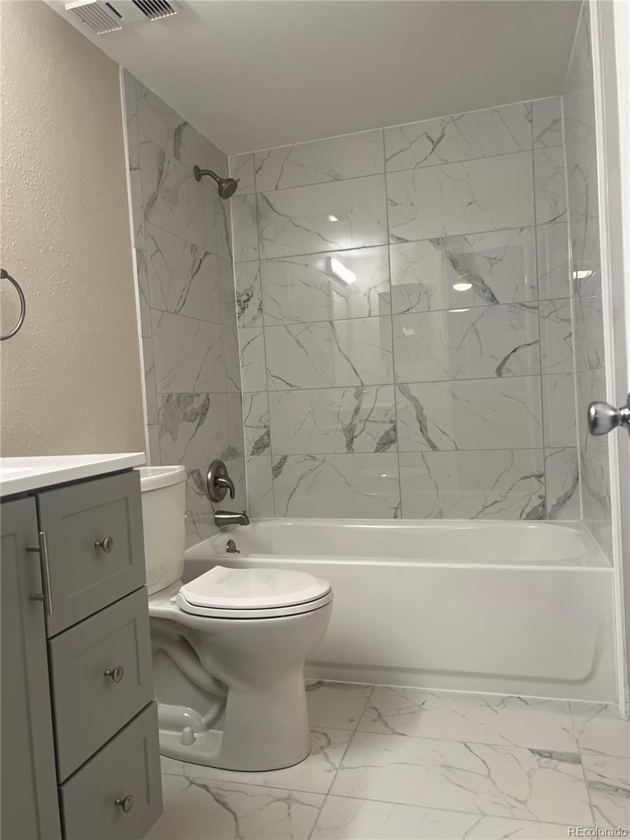 MLS Image #11 for 12450 e cornell avenue,aurora, Colorado