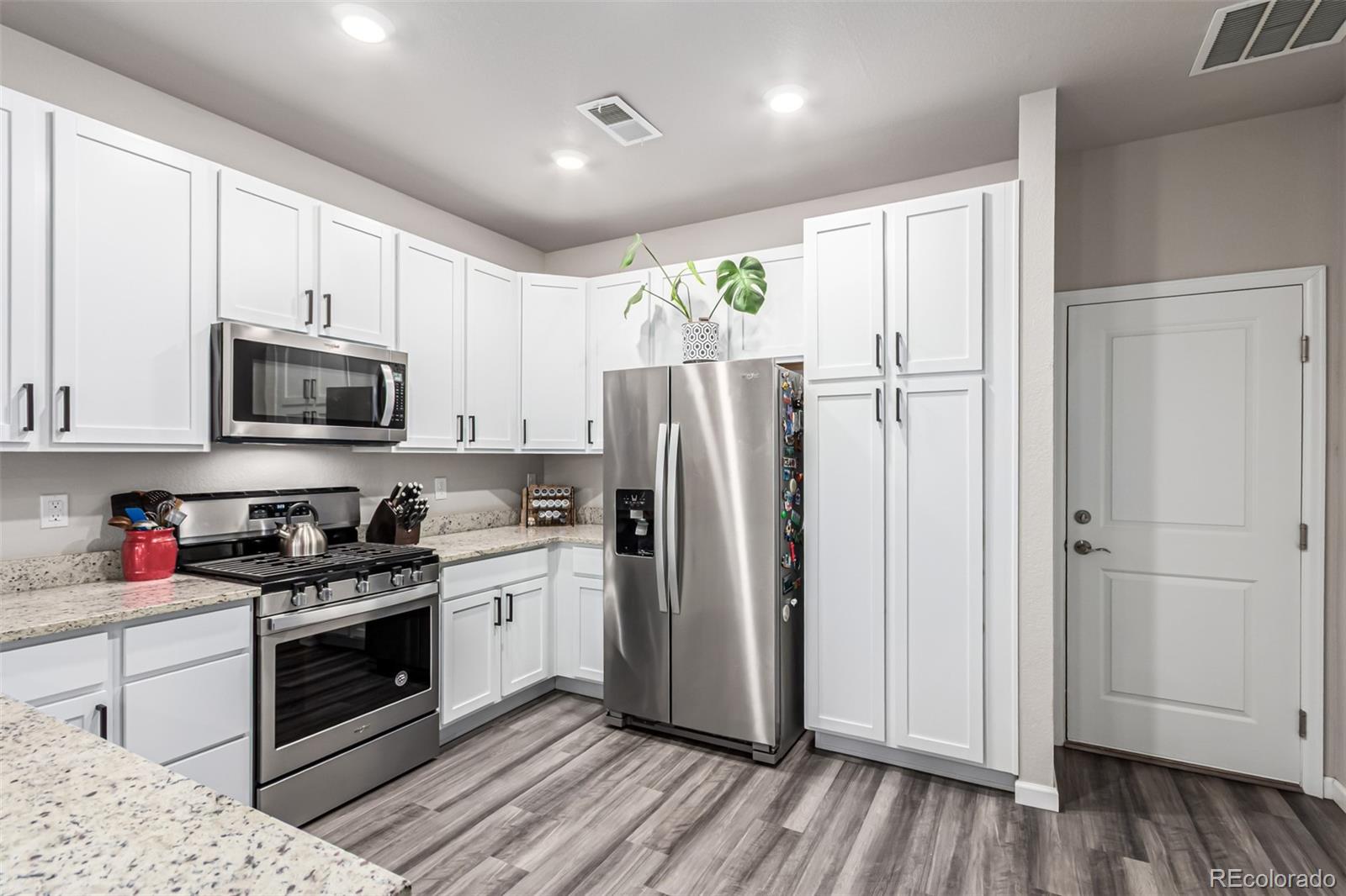 MLS Image #10 for 5187 s fairplay street,aurora, Colorado