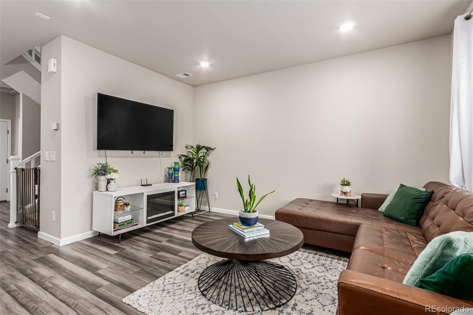 MLS Image #3 for 5187 s fairplay street,aurora, Colorado