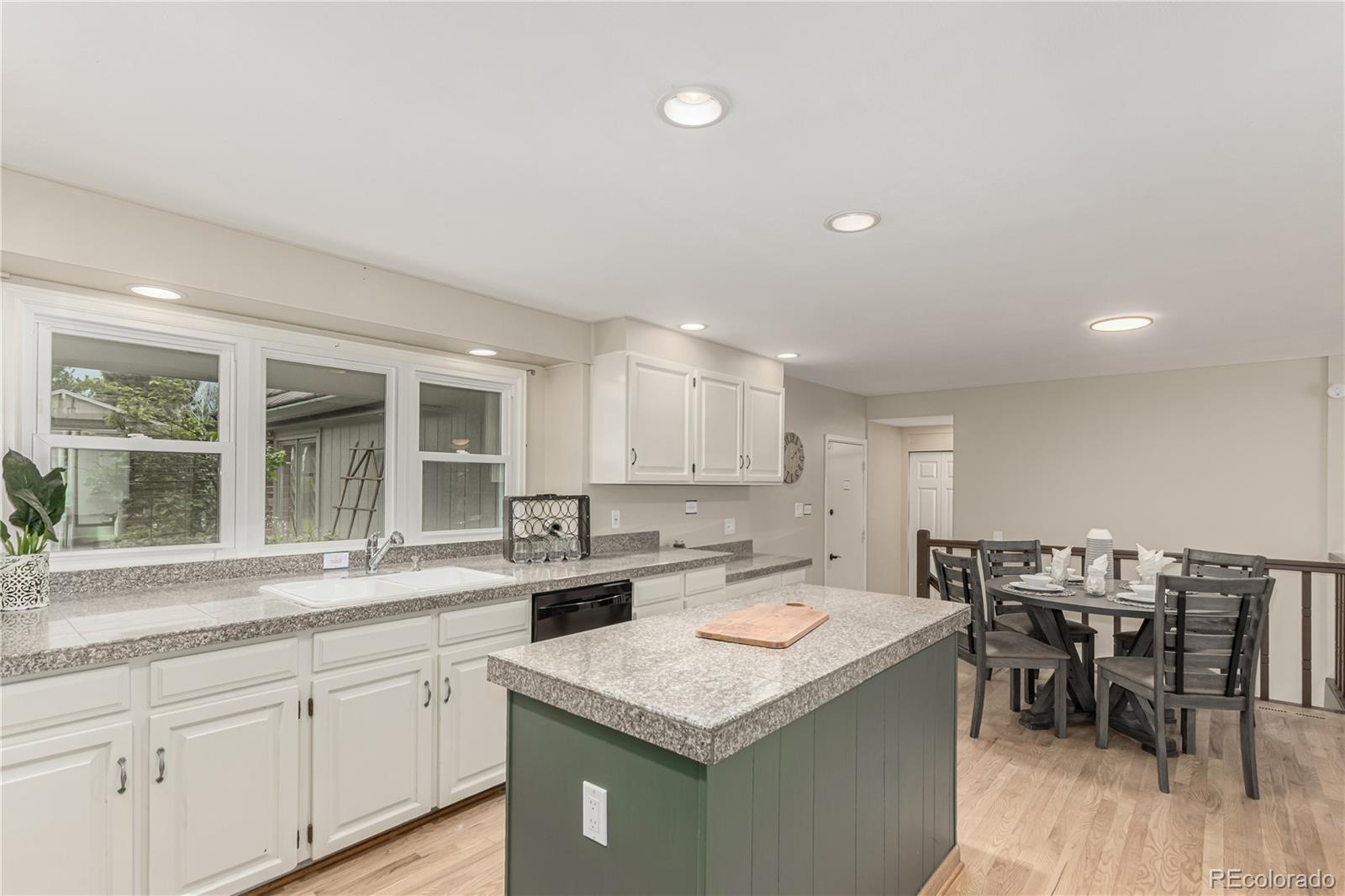 MLS Image #10 for 7778 s cherry court,centennial, Colorado