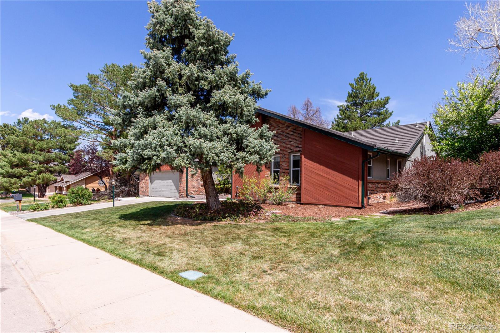 MLS Image #2 for 7778 s cherry court,centennial, Colorado