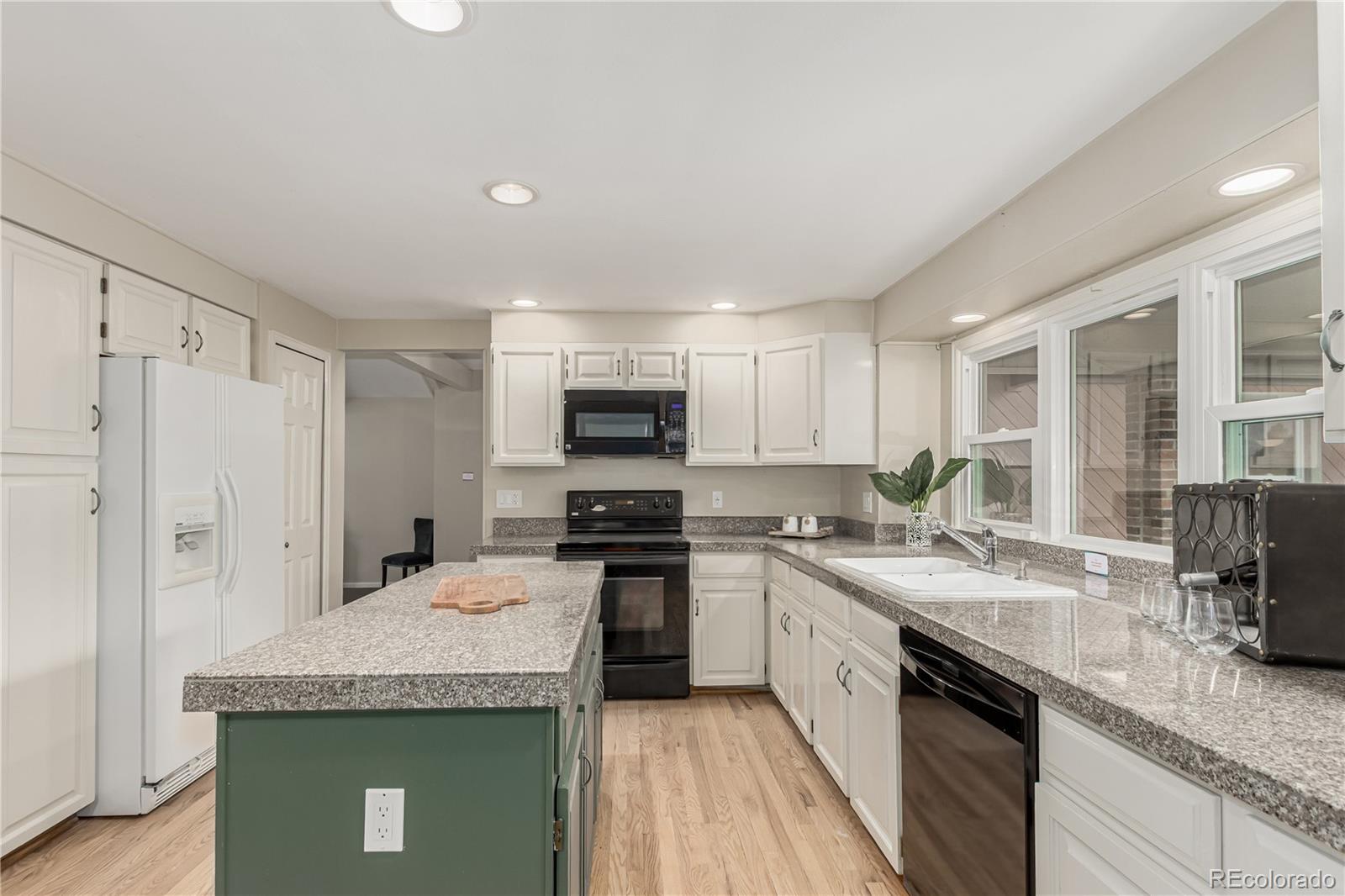 MLS Image #9 for 7778 s cherry court,centennial, Colorado