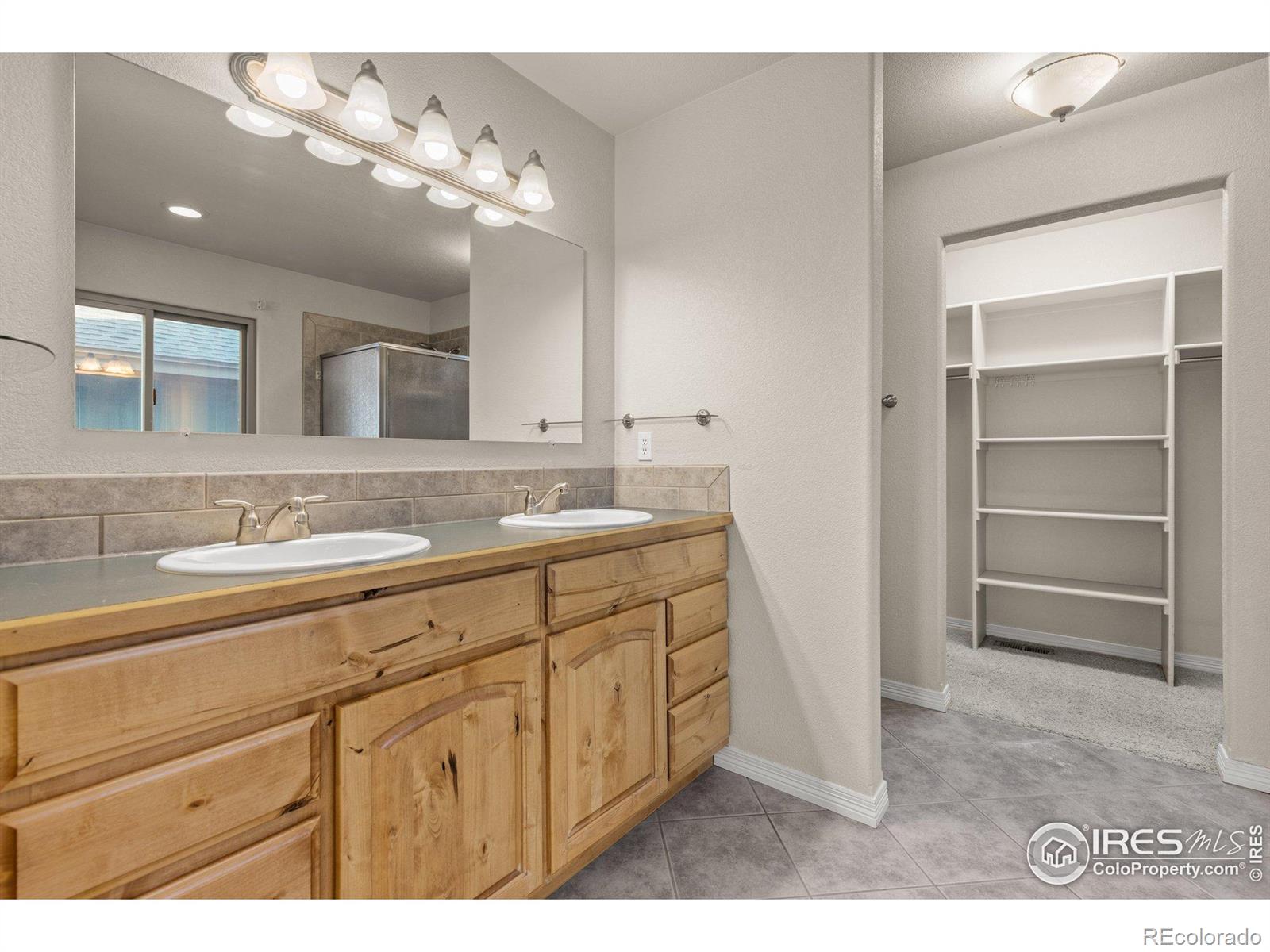 MLS Image #11 for 7548  county road 100 ,wellington, Colorado