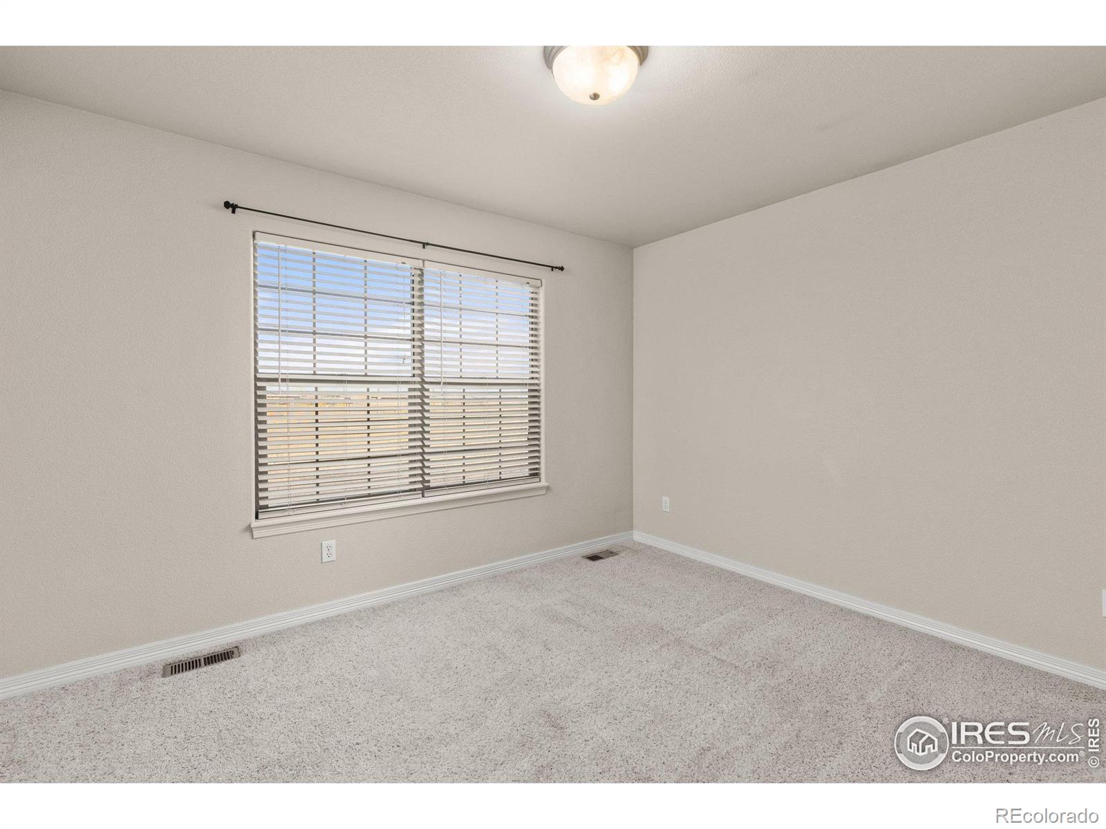 MLS Image #13 for 7548  county road 100 ,wellington, Colorado