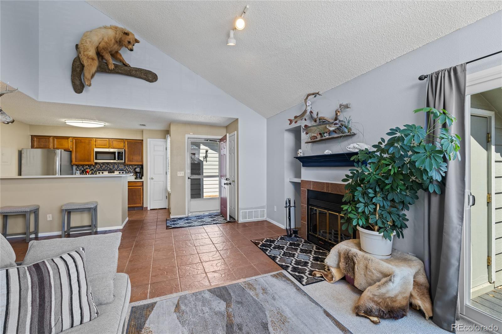 MLS Image #4 for 4086 s carson street f,aurora, Colorado