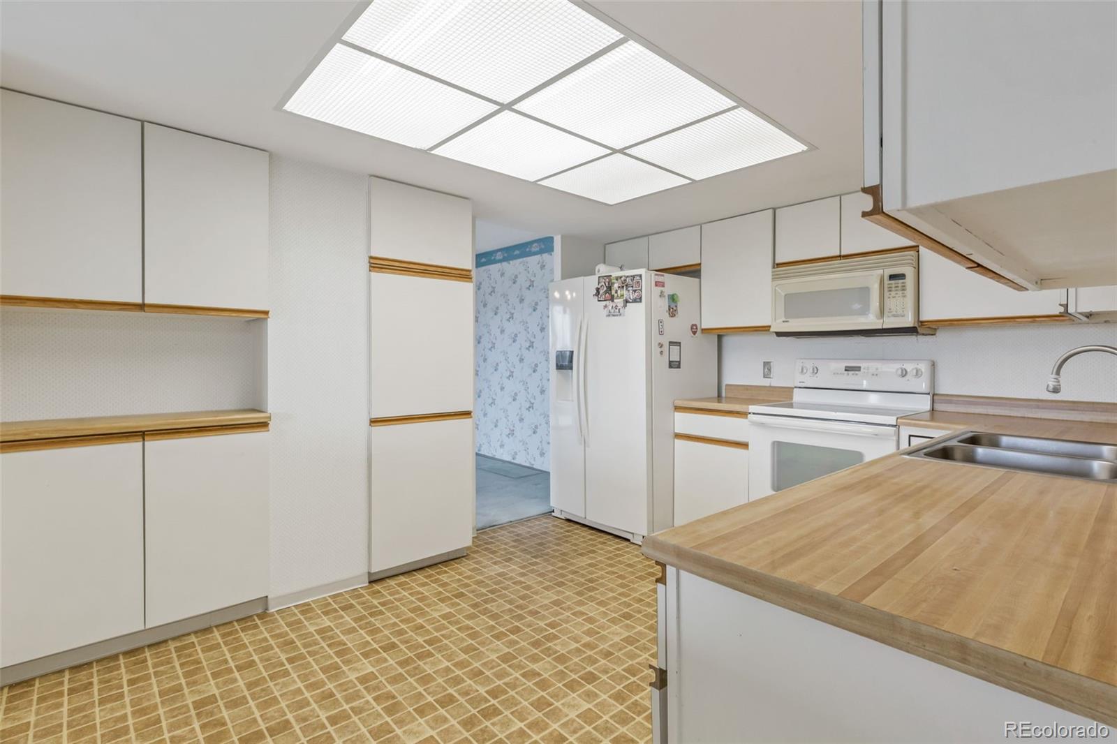 MLS Image #10 for 14390 e marina drive,aurora, Colorado