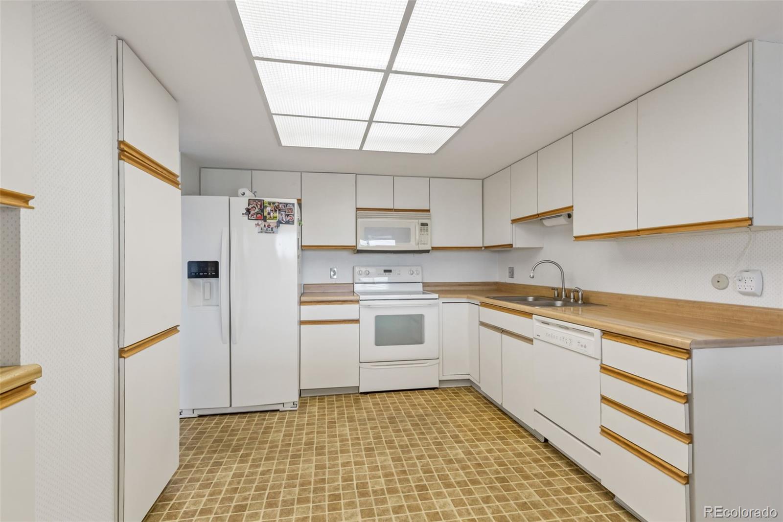 MLS Image #9 for 14390 e marina drive,aurora, Colorado