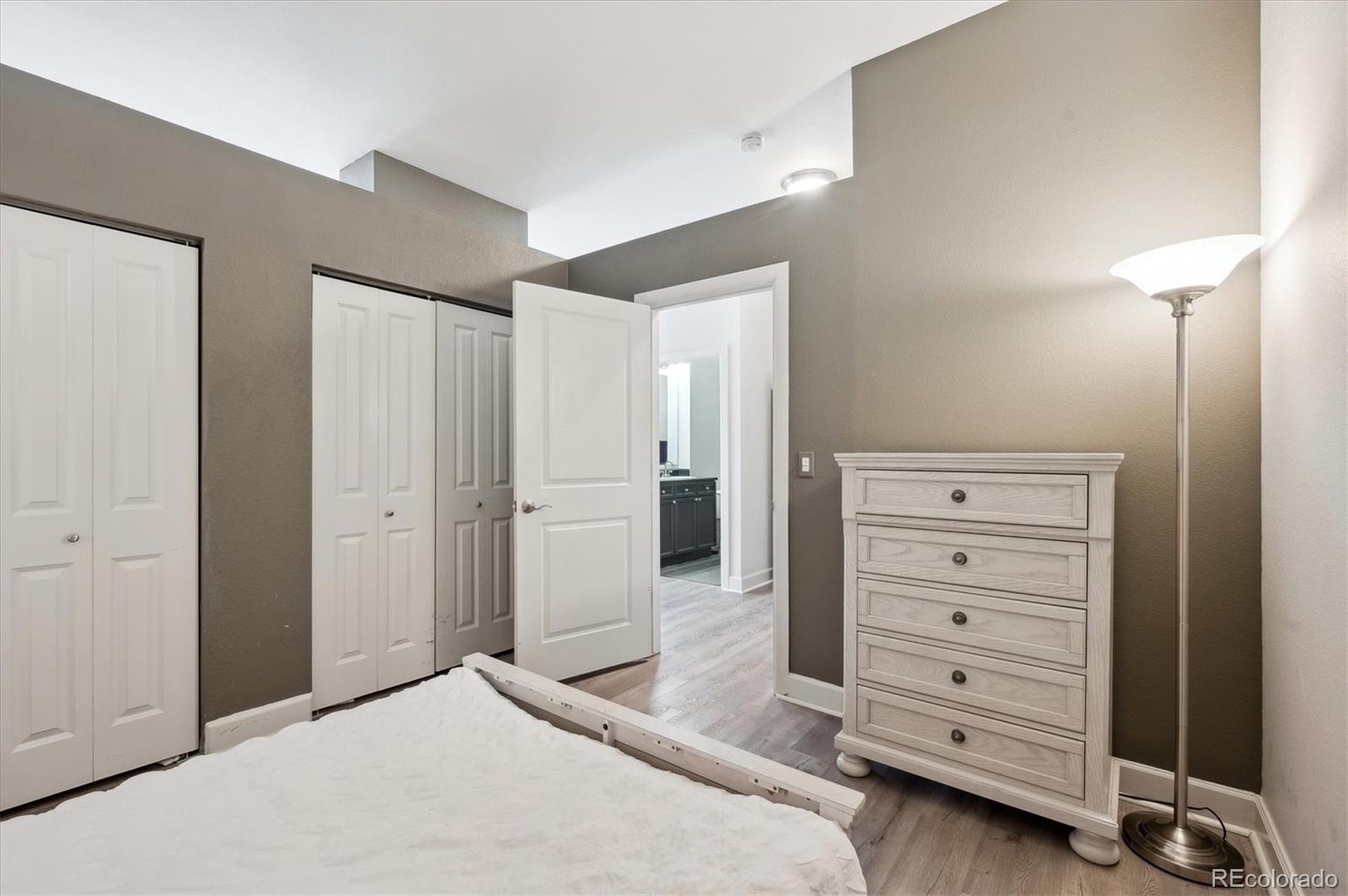 MLS Image #14 for 5677 s park place,englewood, Colorado