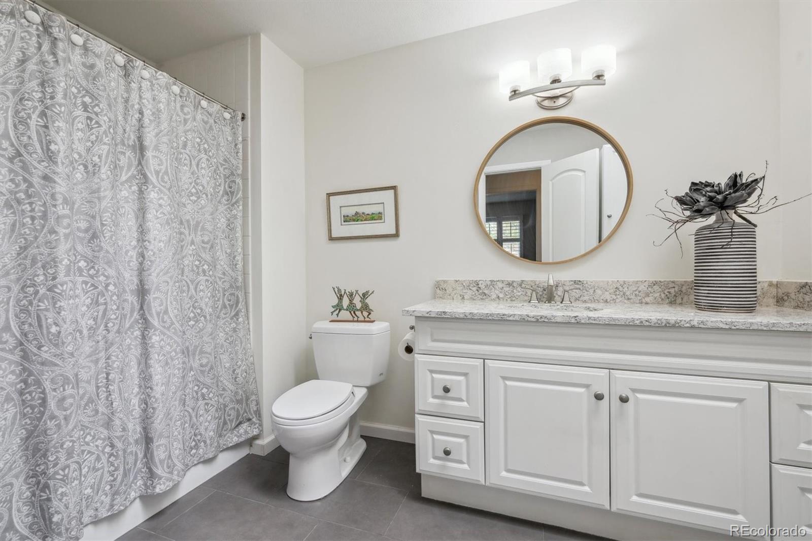 MLS Image #15 for 6917 e girard avenue,denver, Colorado