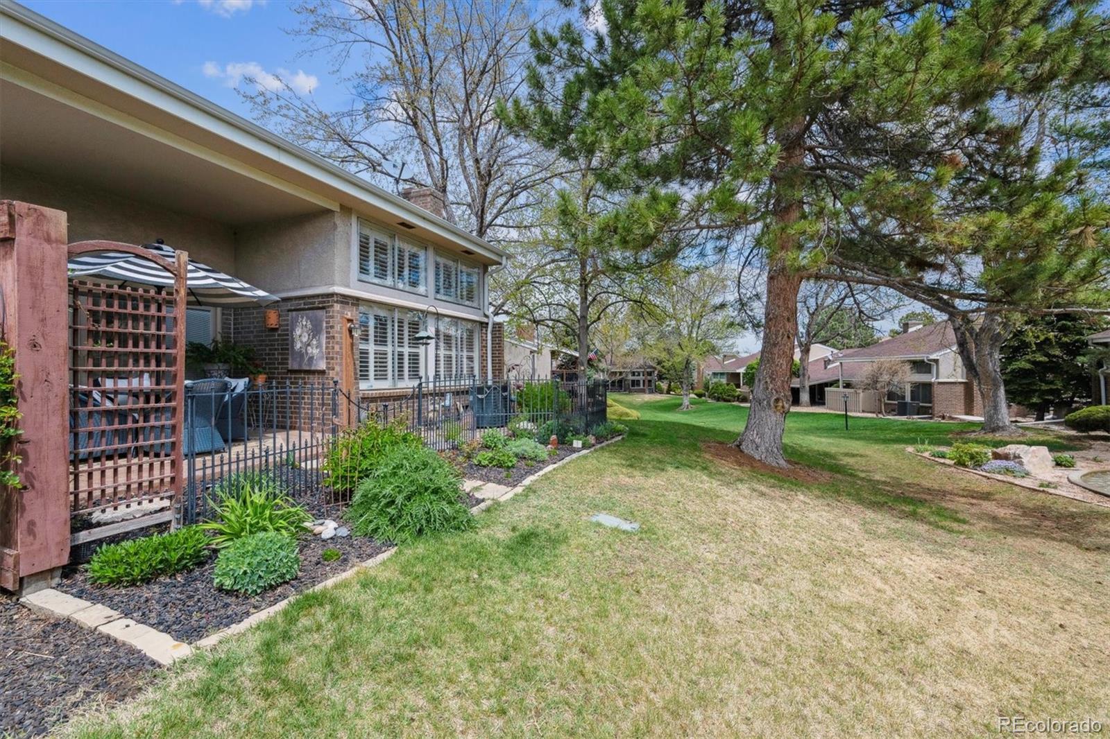 MLS Image #28 for 6917 e girard avenue,denver, Colorado