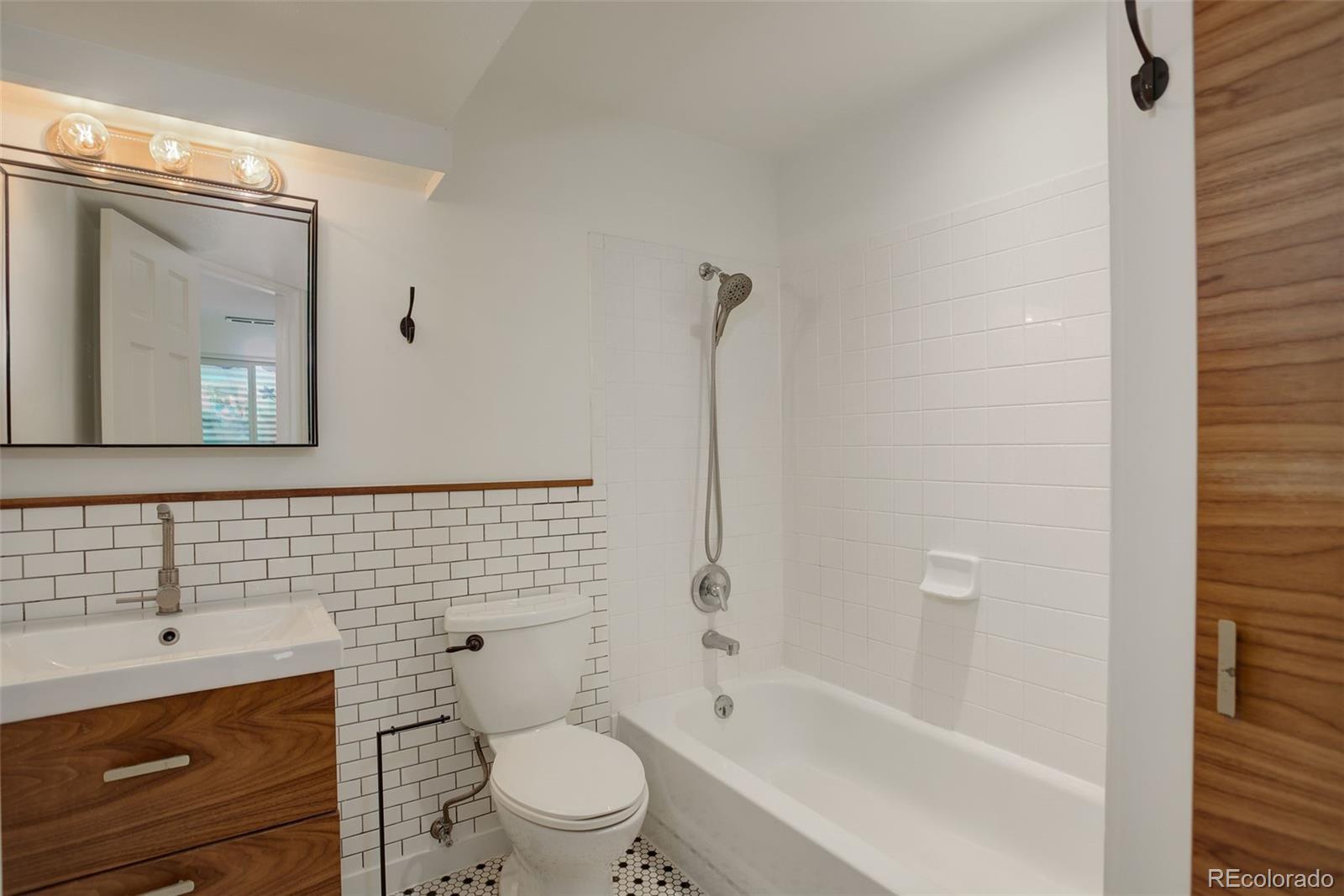 MLS Image #32 for 291 w sycamore lane,louisville, Colorado