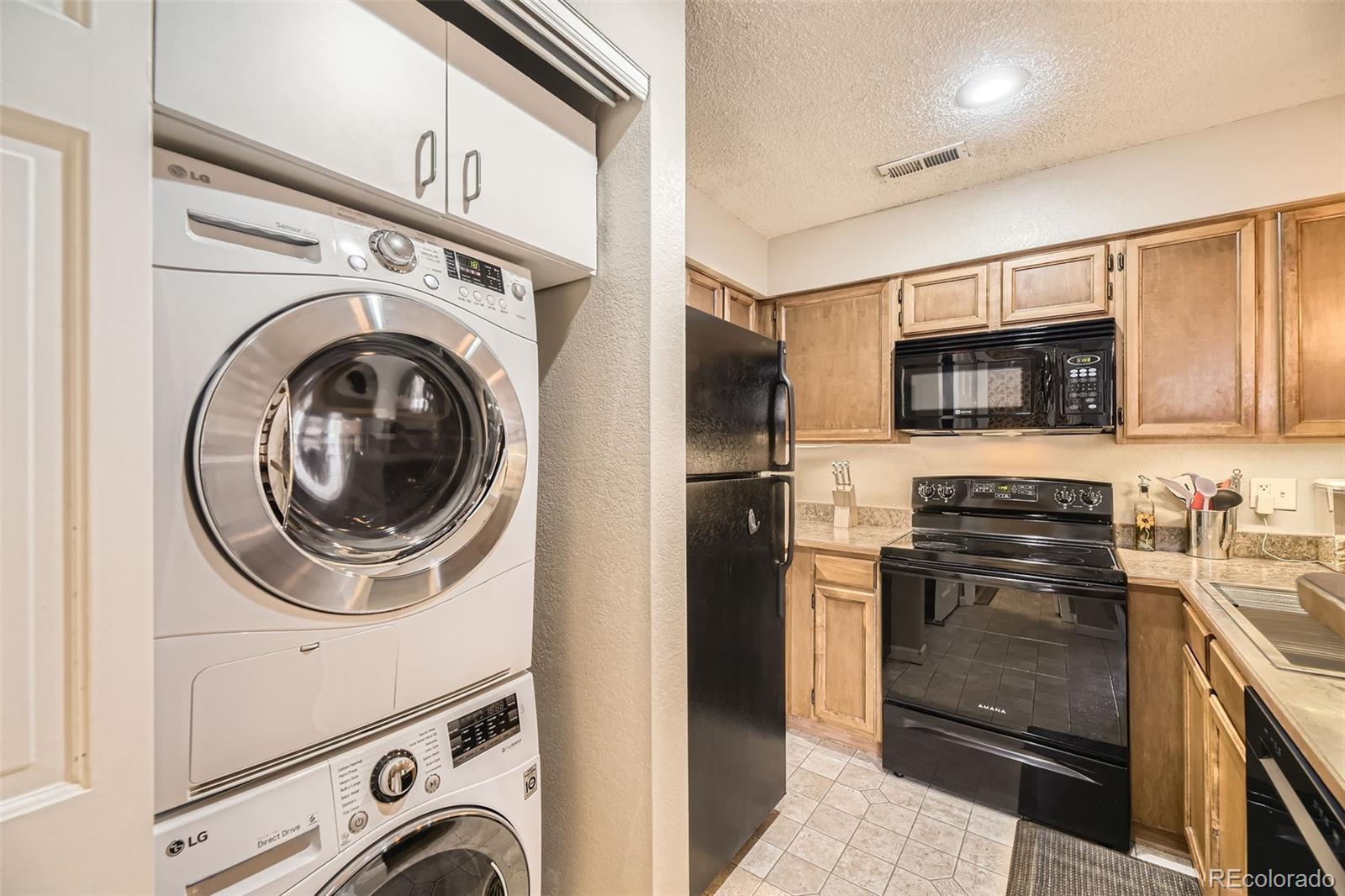 MLS Image #4 for 814 s vance street,lakewood, Colorado