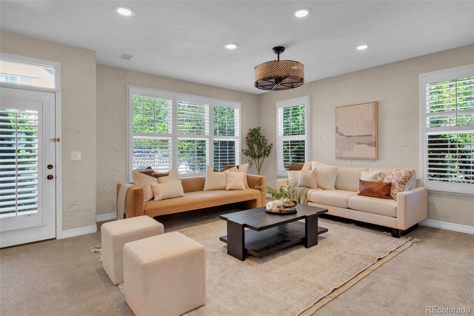 MLS Image #18 for 693  syracuse street,denver, Colorado