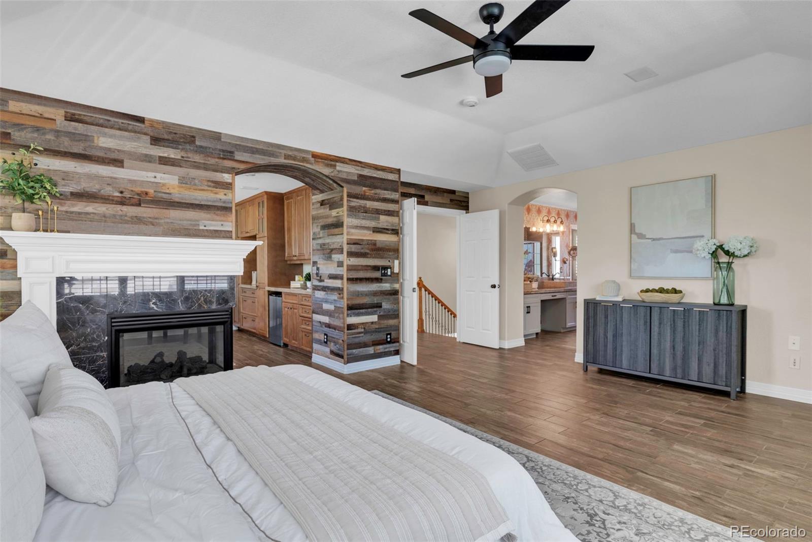 MLS Image #24 for 693  syracuse street,denver, Colorado