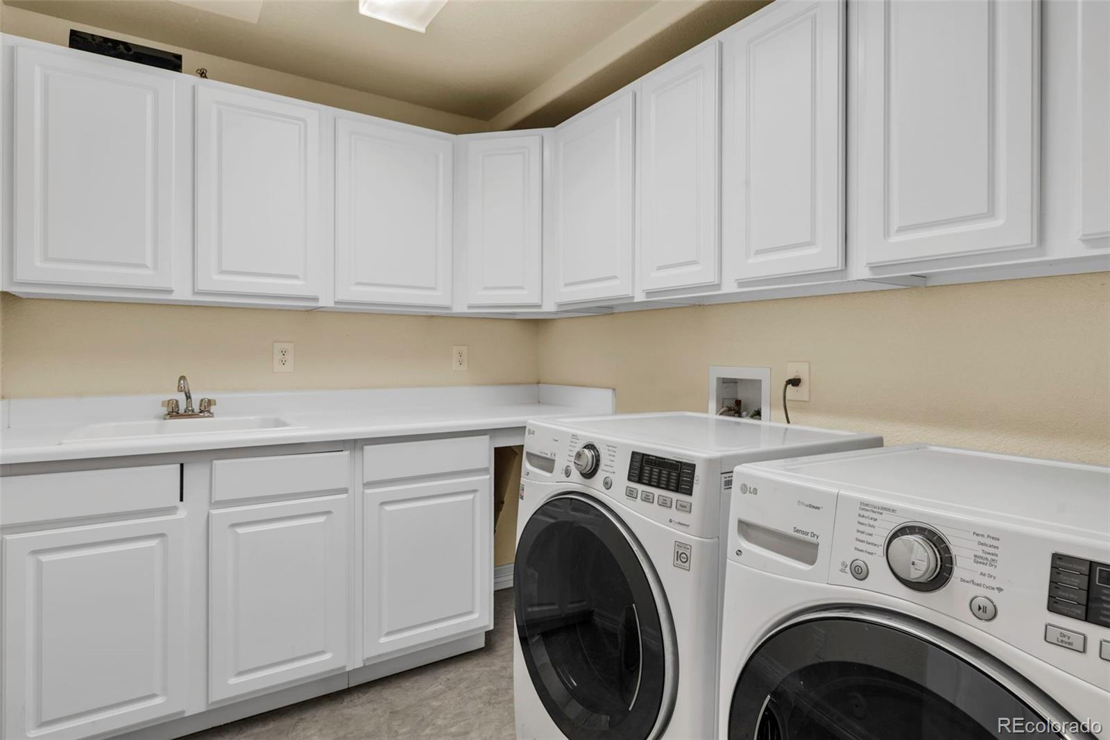 MLS Image #37 for 693  syracuse street,denver, Colorado