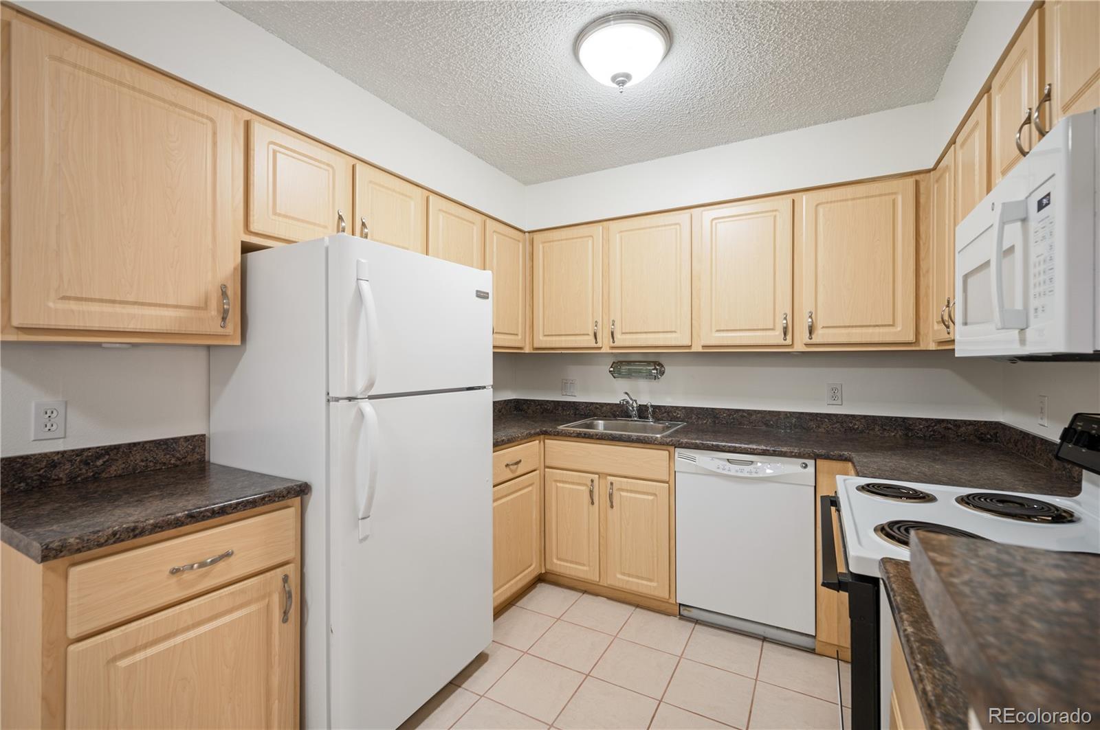 MLS Image #10 for 3335 s ammons street,lakewood, Colorado