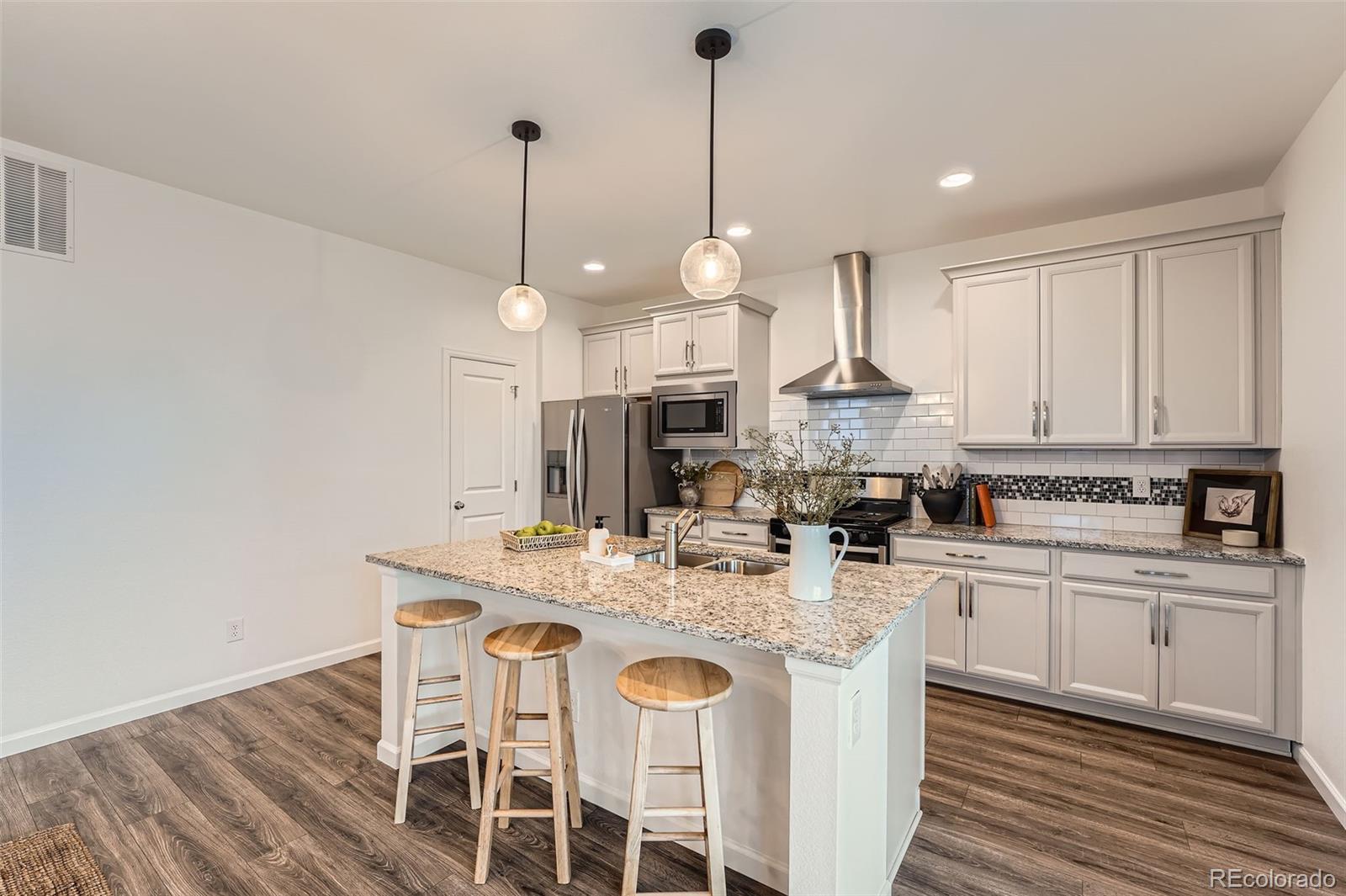 MLS Image #10 for 26902 e ellsworth avenue,aurora, Colorado
