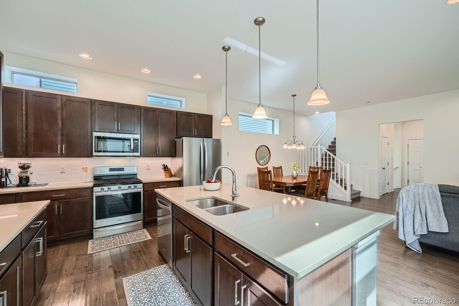 MLS Image #10 for 11270 e 26th avenue,aurora, Colorado