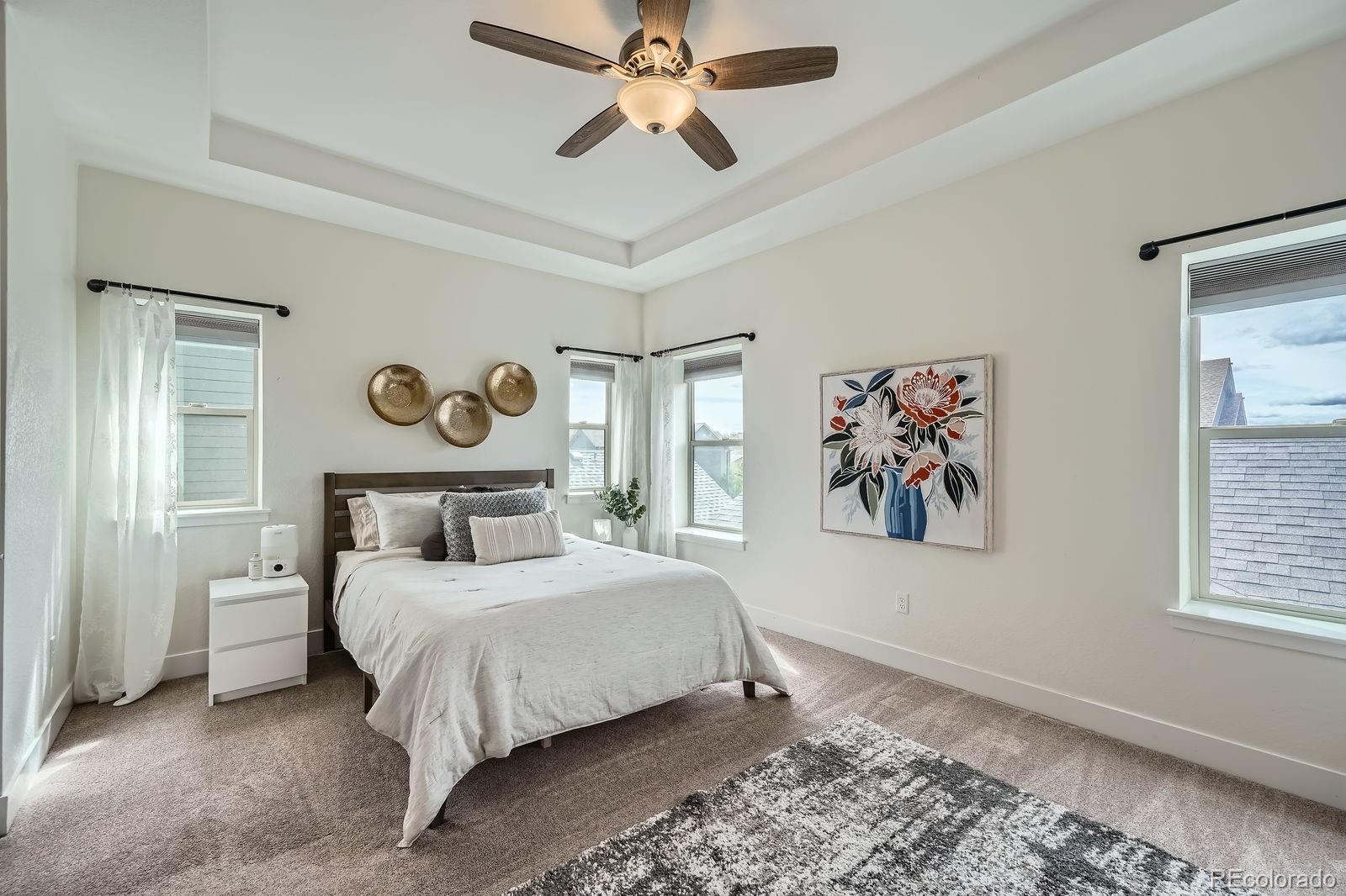 MLS Image #14 for 11270 e 26th avenue,aurora, Colorado