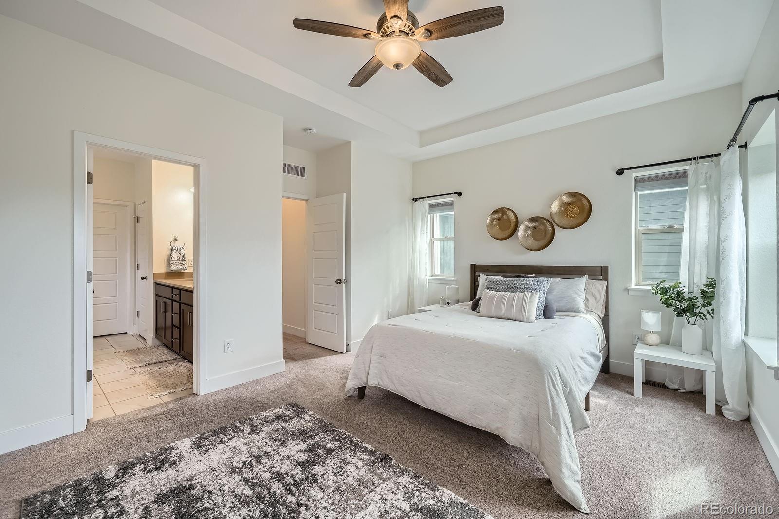 MLS Image #15 for 11270 e 26th avenue,aurora, Colorado