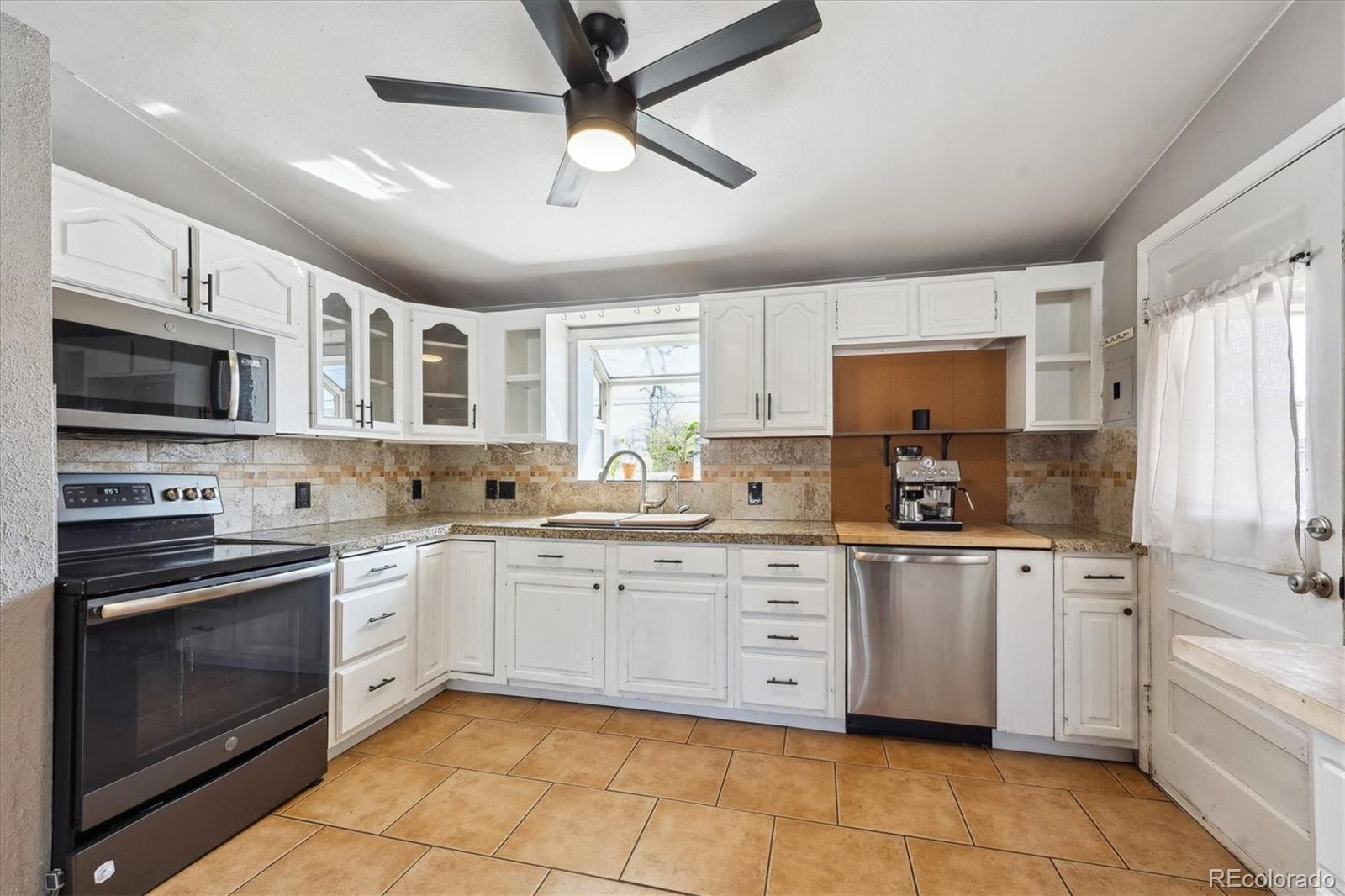 MLS Image #2 for 6690  albion street,commerce city, Colorado