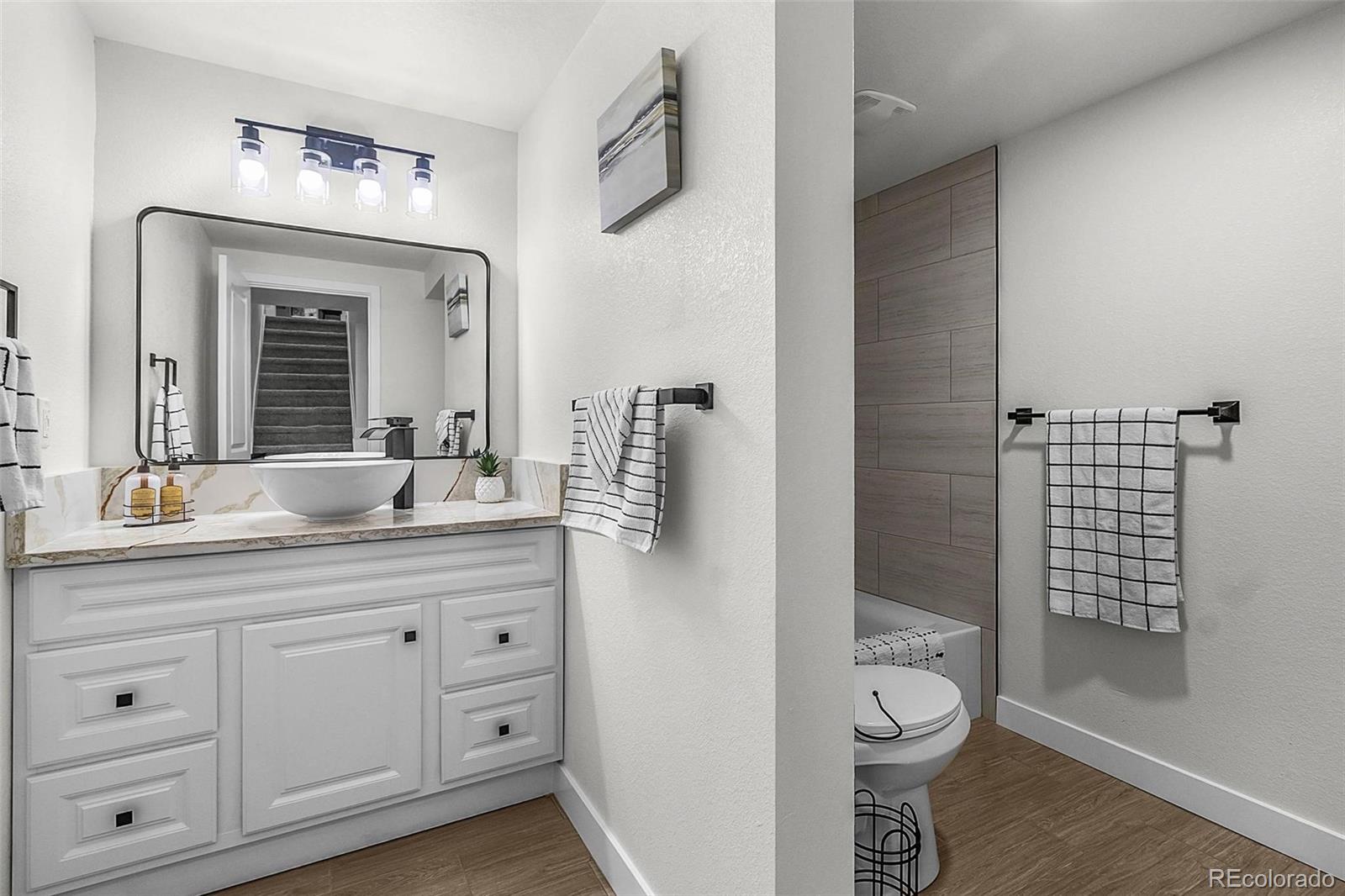 MLS Image #13 for 2203 s harlan street,denver, Colorado