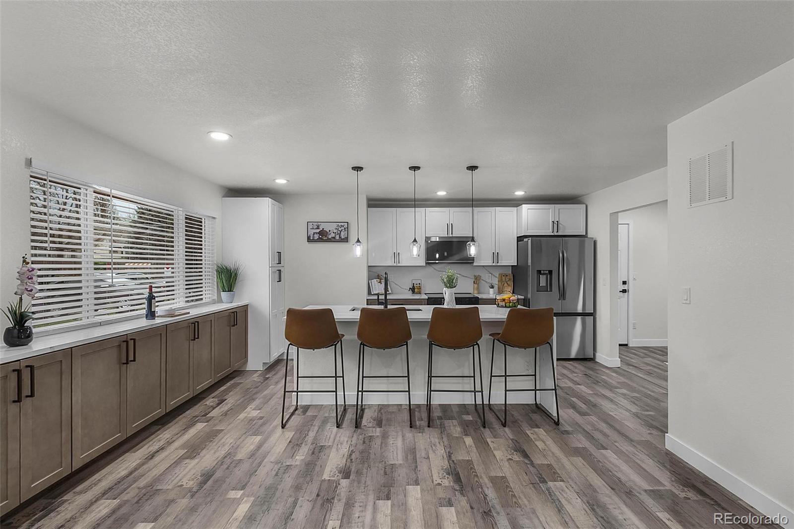MLS Image #2 for 2203 s harlan street,denver, Colorado