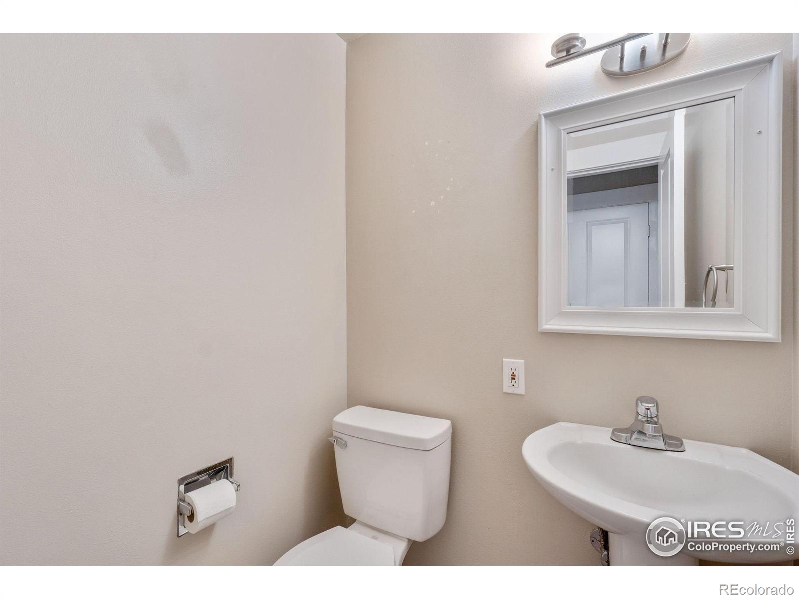 MLS Image #11 for 221  chestnut street,windsor, Colorado