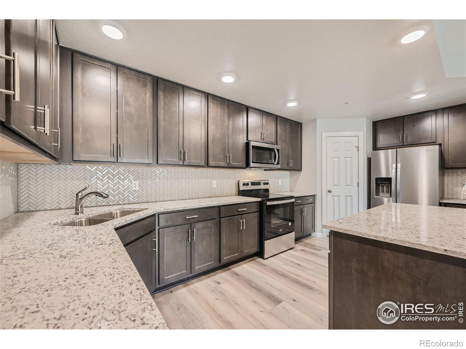 MLS Image #4 for 2435  calais drive,longmont, Colorado
