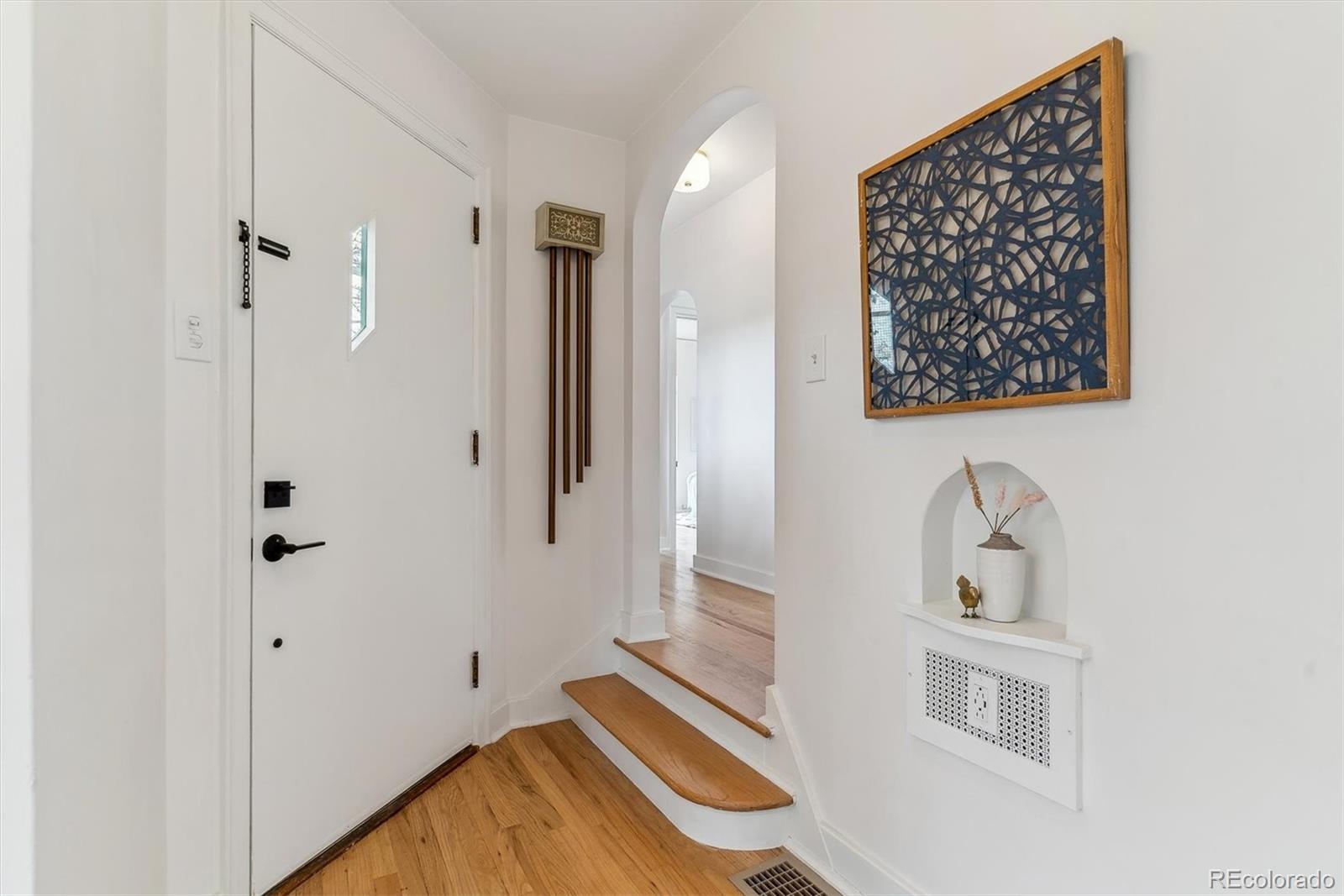 MLS Image #15 for 1275  birch street,denver, Colorado