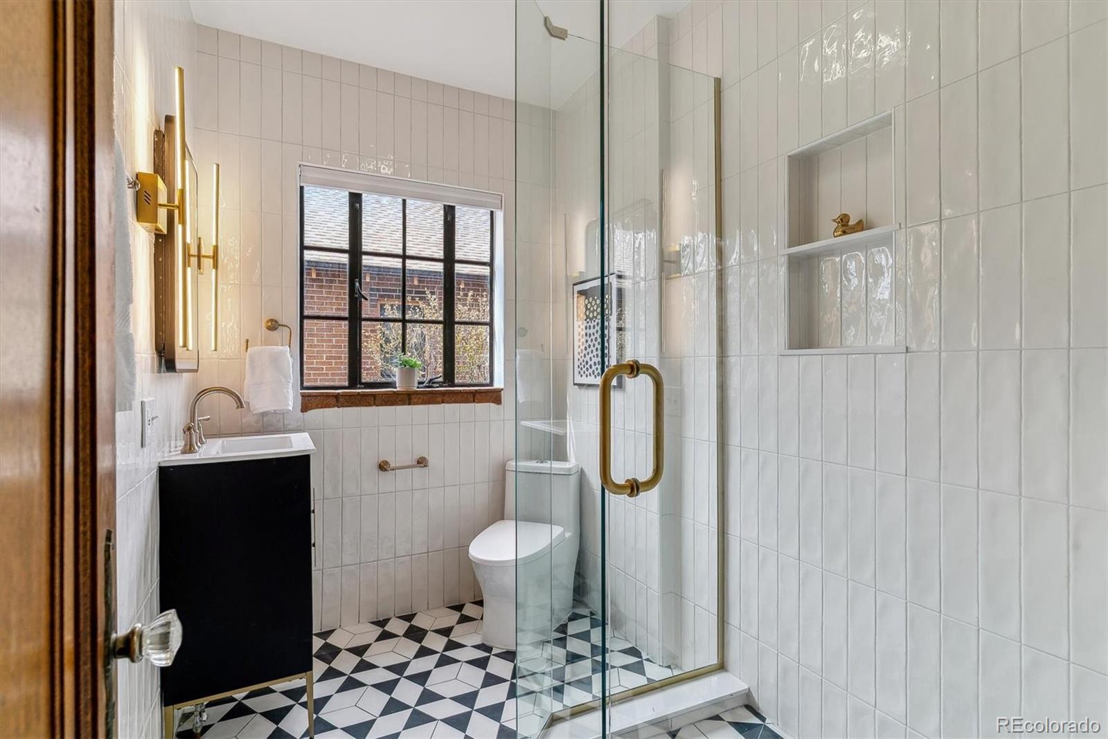 MLS Image #23 for 1275  birch street,denver, Colorado