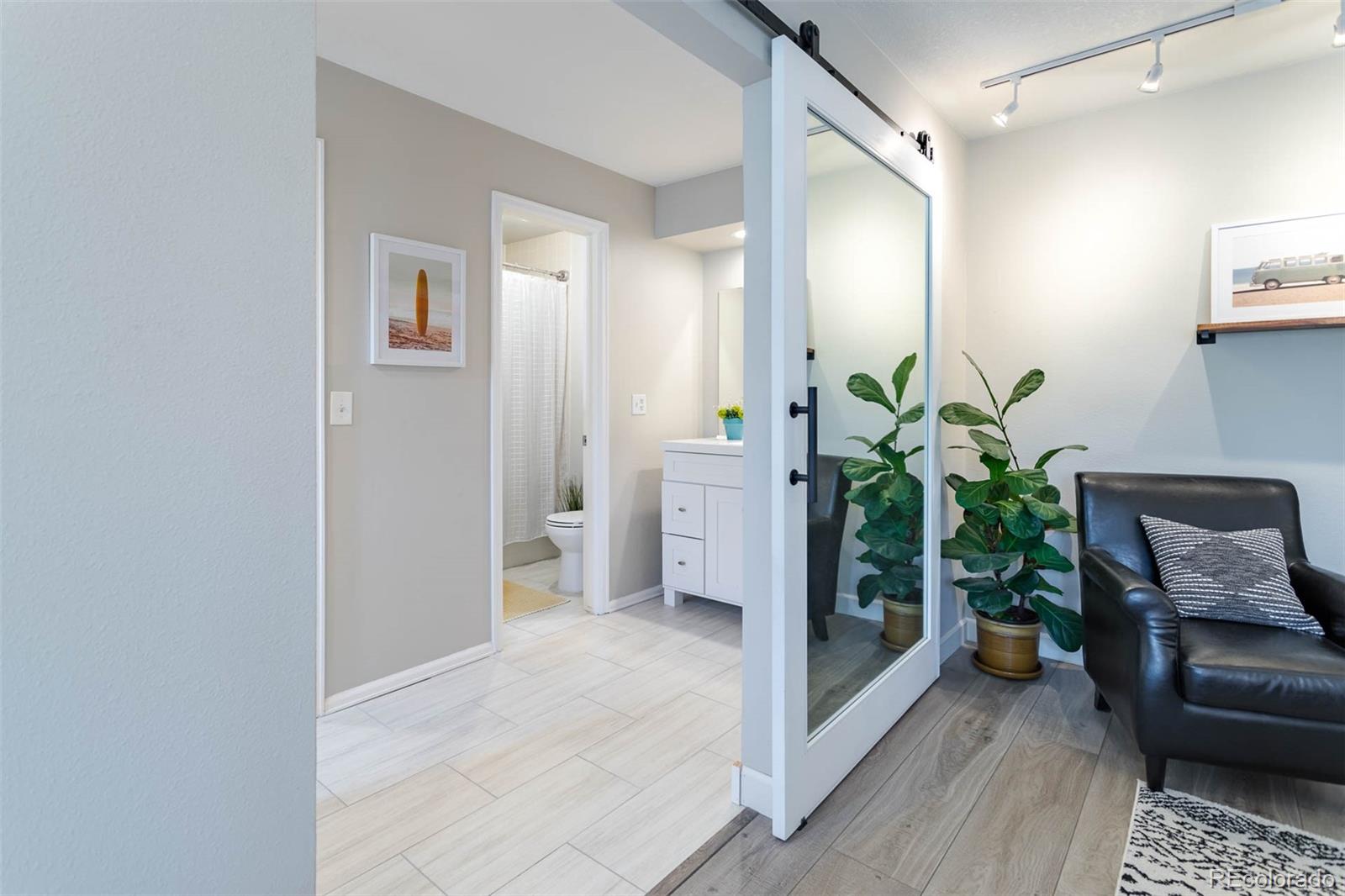 MLS Image #16 for 12406 e pacific circle,aurora, Colorado