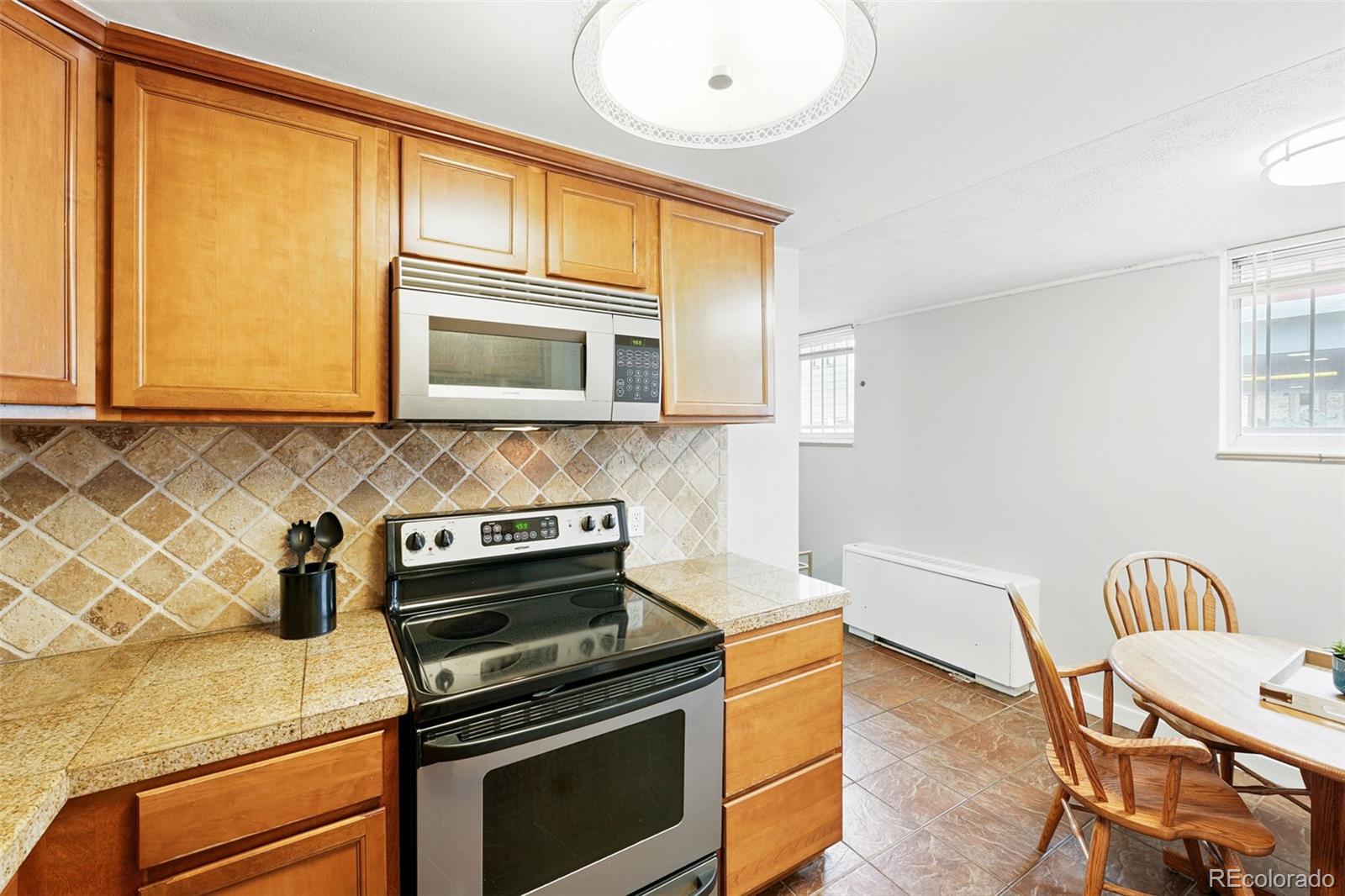 MLS Image #16 for 1155 n ash street 102,denver, Colorado