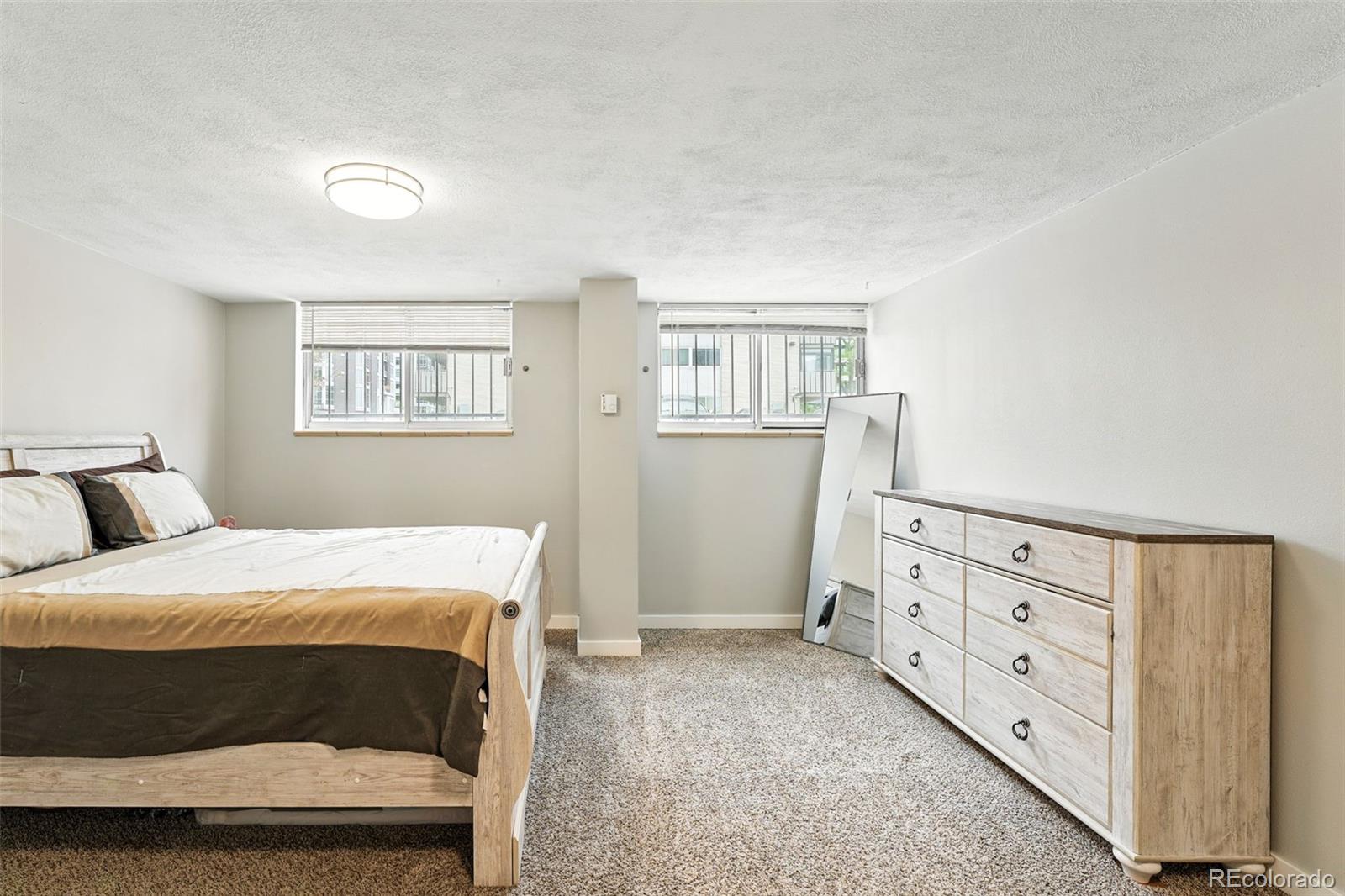 MLS Image #22 for 1155 n ash street 102,denver, Colorado