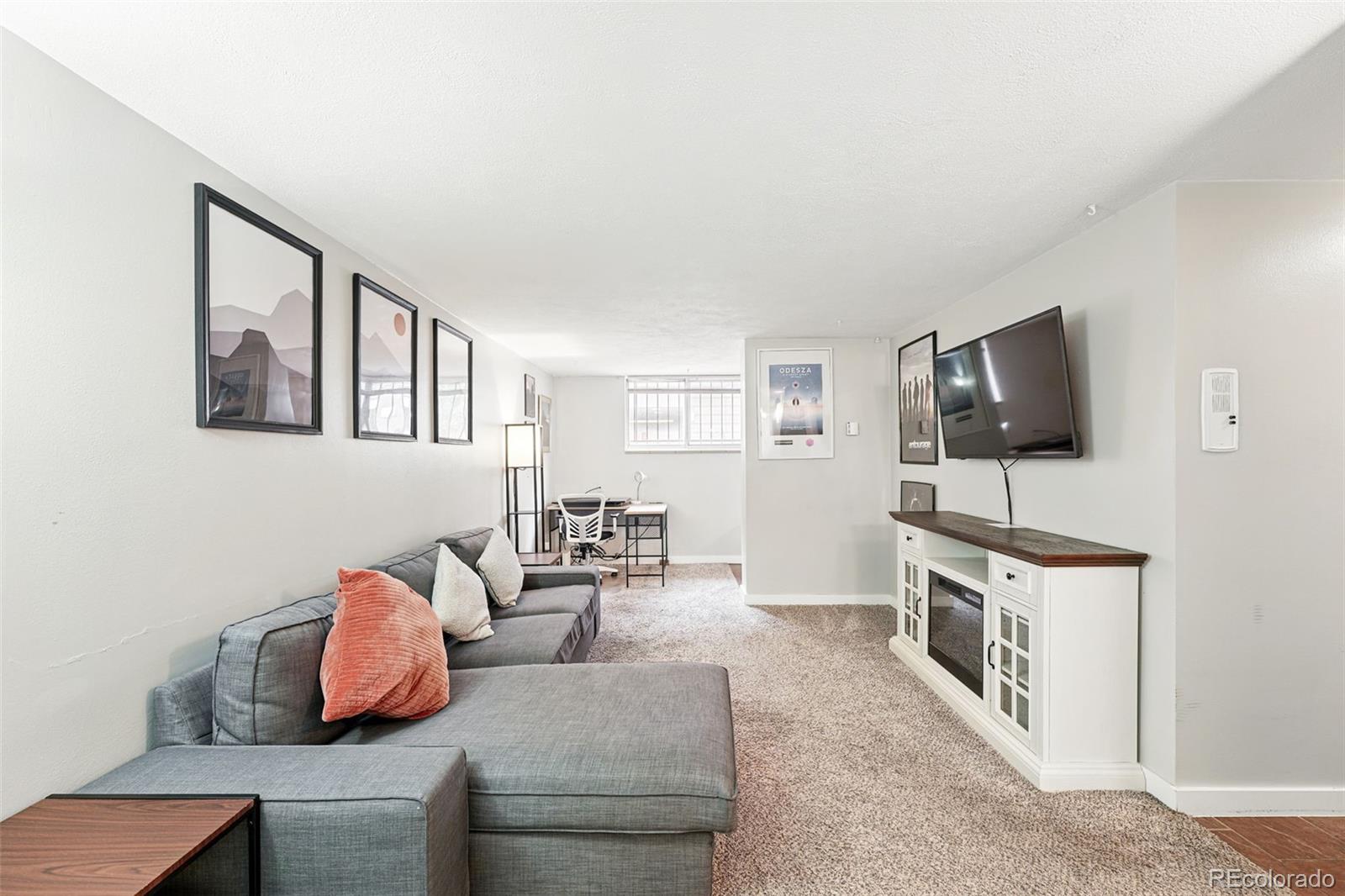 MLS Image #4 for 1155 n ash street 102,denver, Colorado
