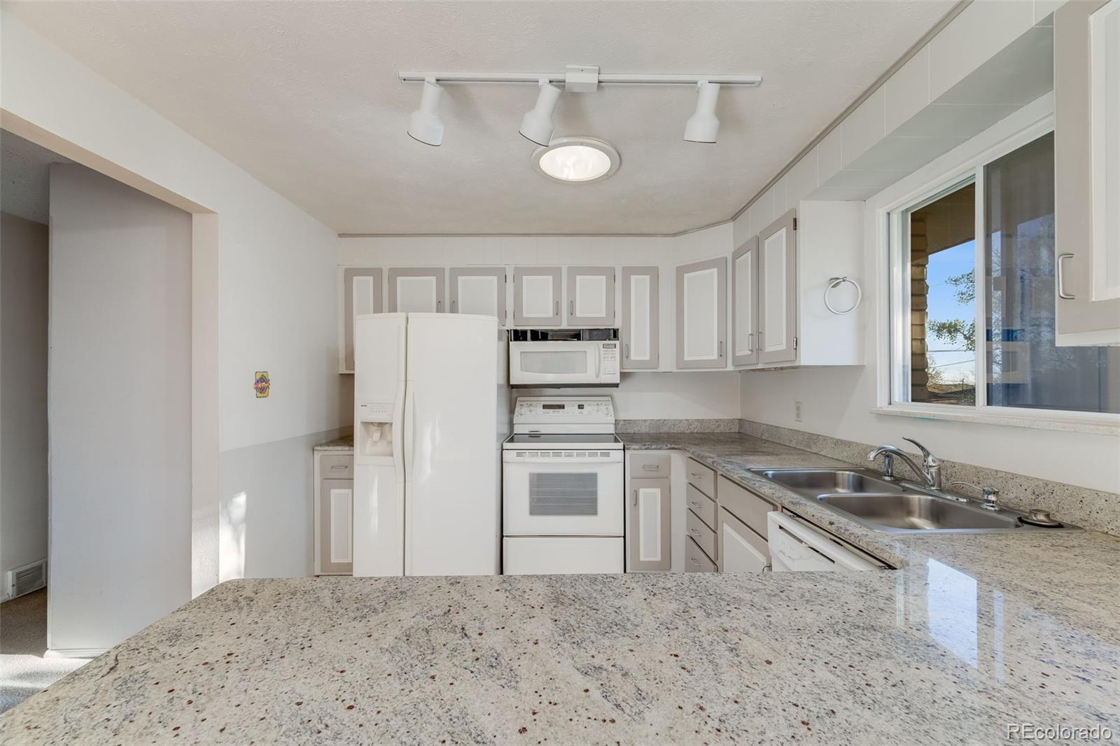 MLS Image #11 for 772  urban court,lakewood, Colorado