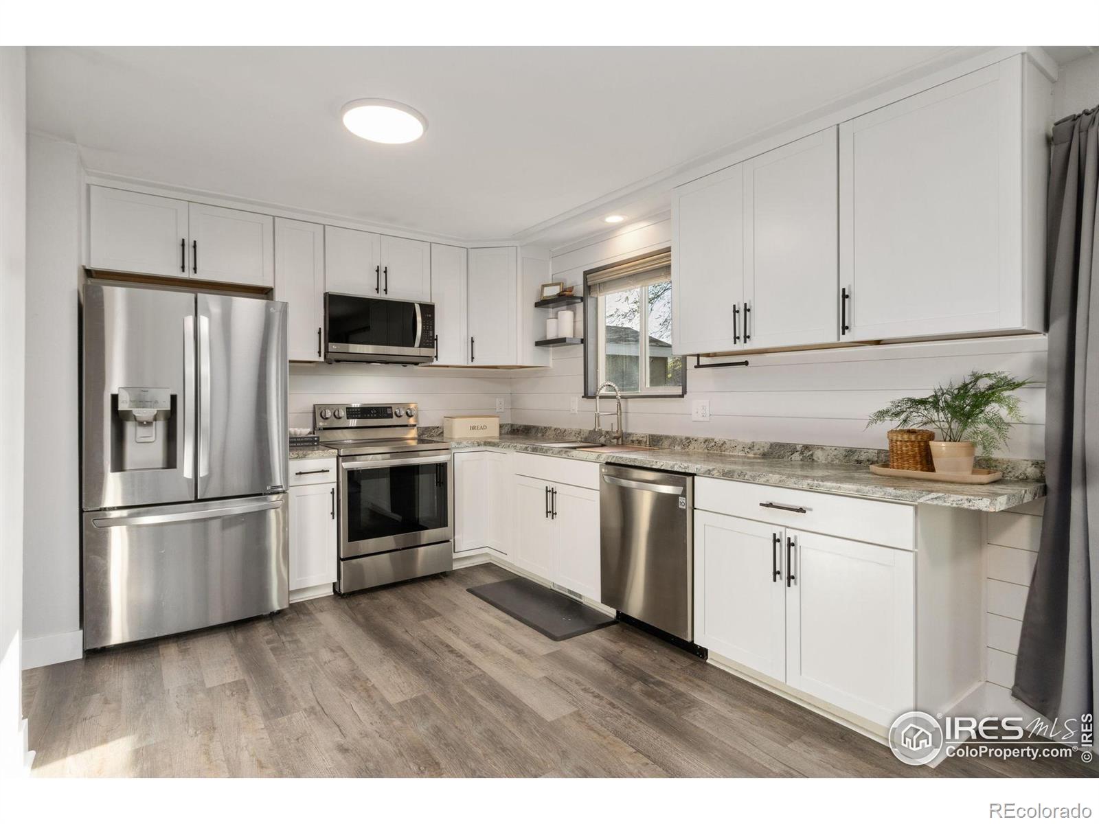 MLS Image #6 for 2139  donna court,loveland, Colorado