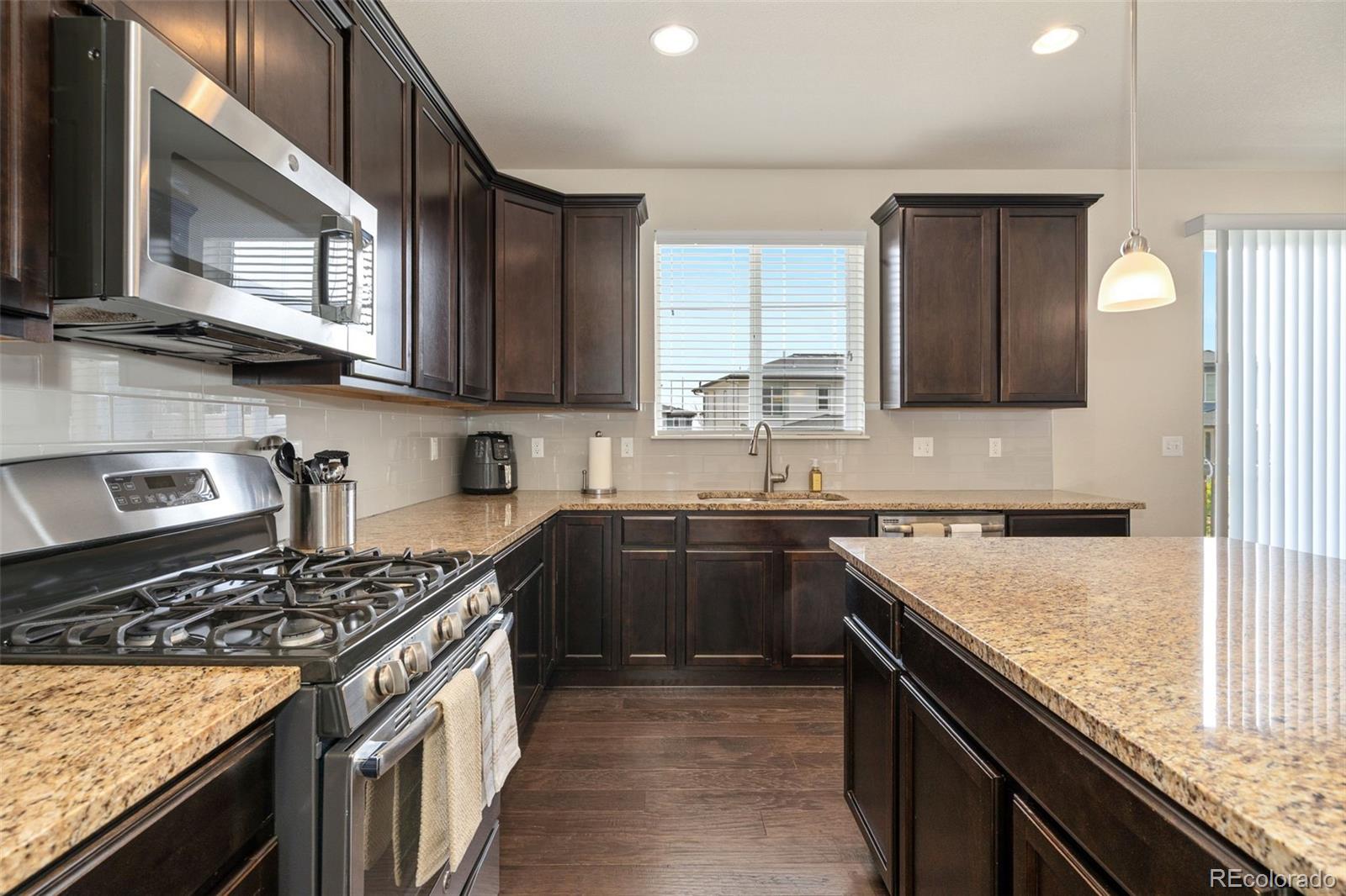 MLS Image #3 for 9486  juniper way,arvada, Colorado
