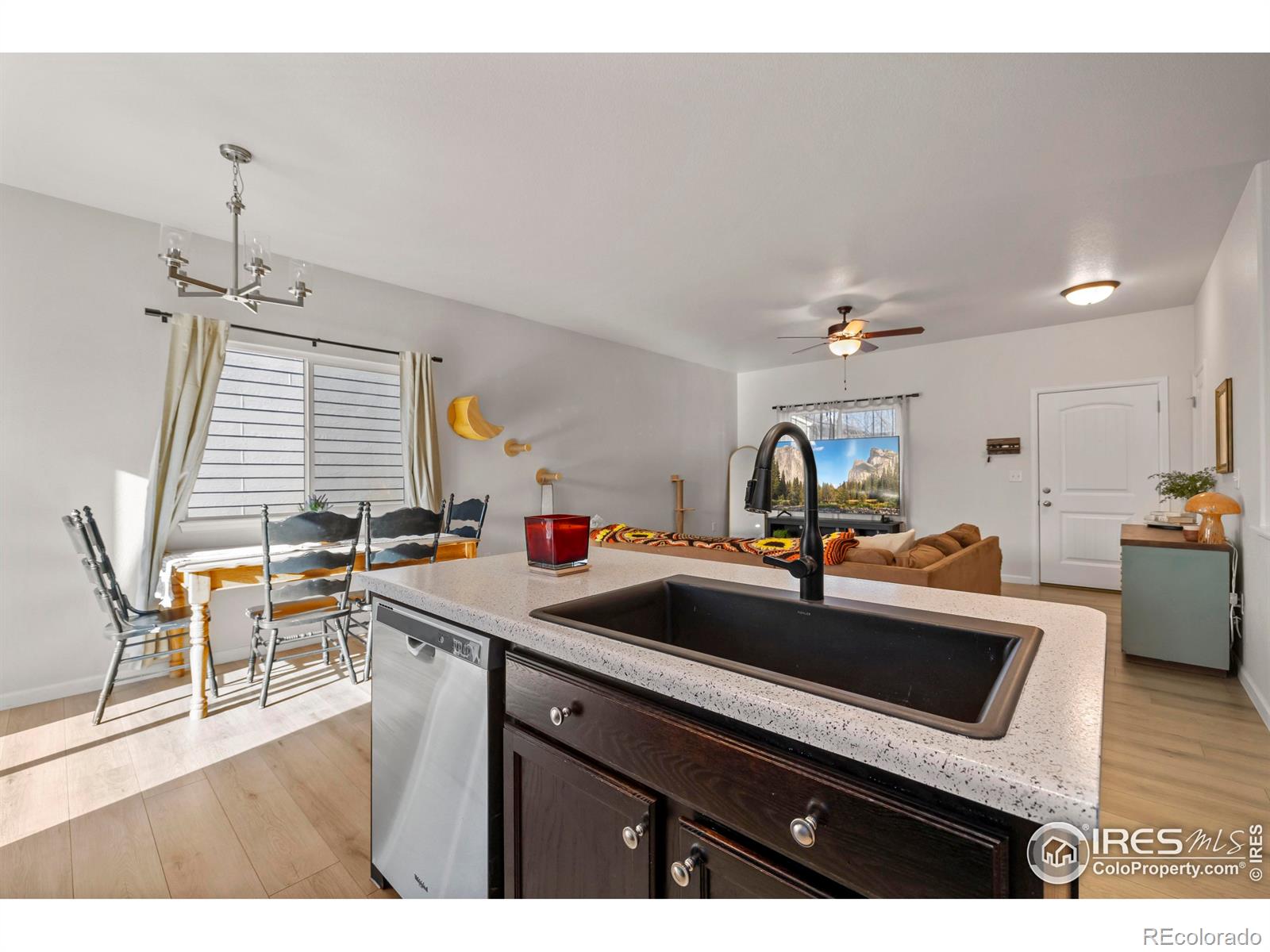 MLS Image #3 for 882 s carriage drive,milliken, Colorado