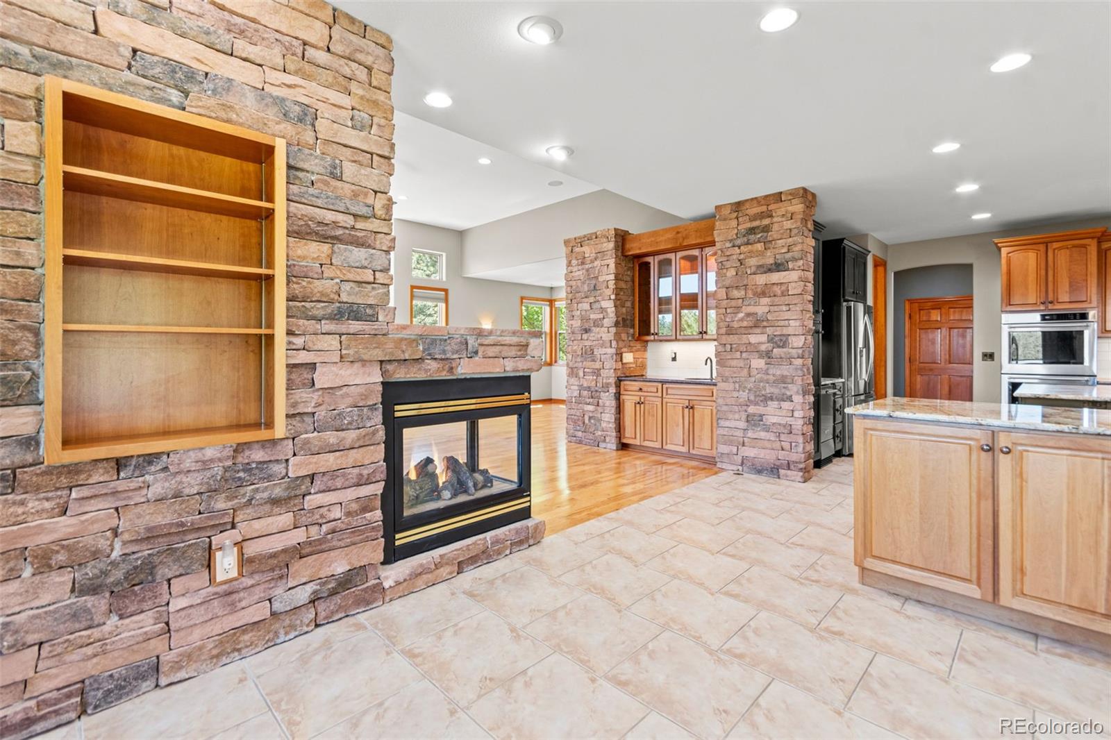 MLS Image #15 for 1988  lake drive,larkspur, Colorado