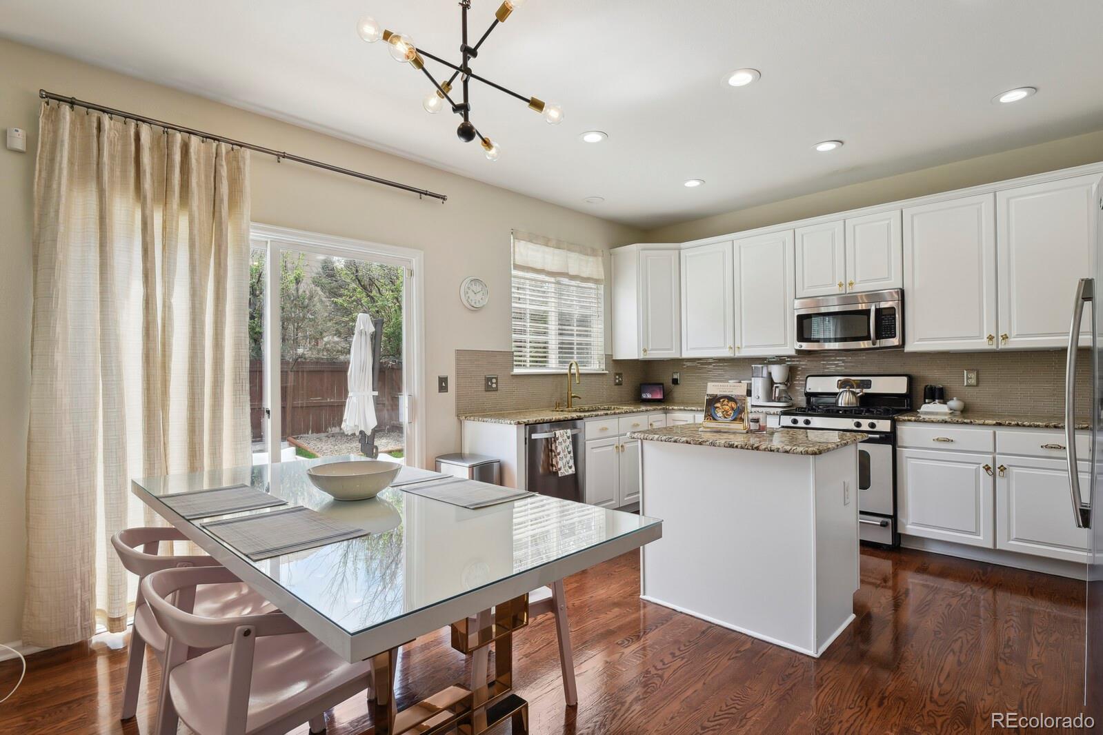MLS Image #12 for 16164 e hinsdale avenue,aurora, Colorado