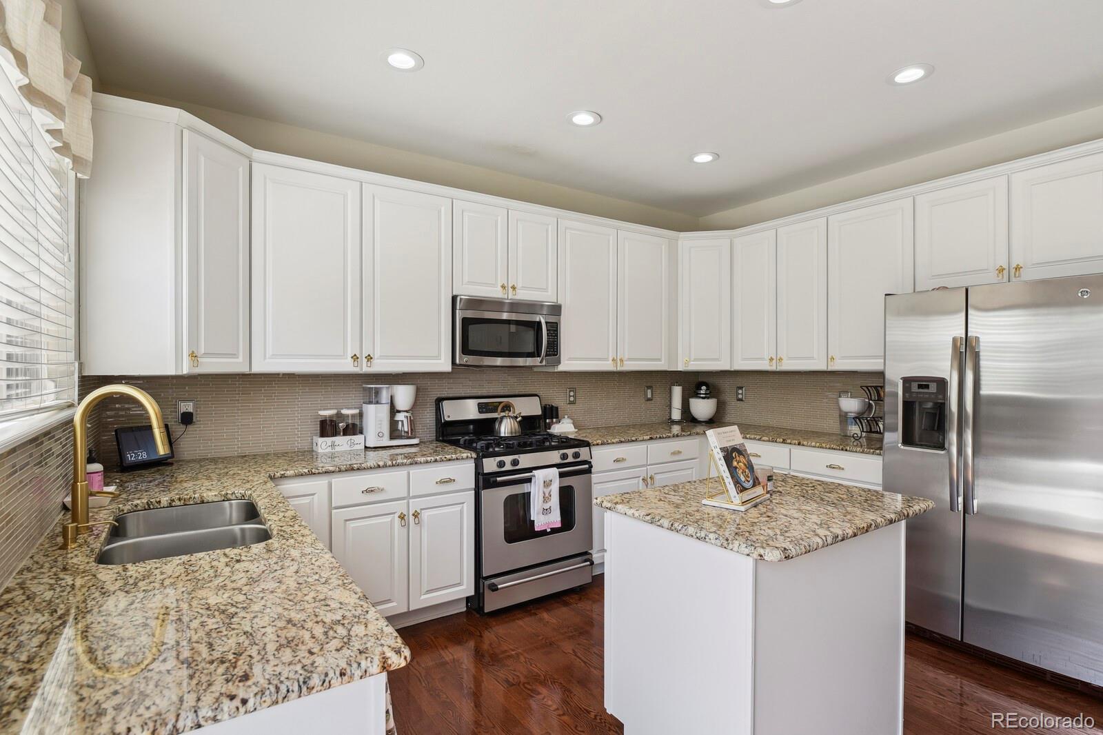 MLS Image #8 for 16164 e hinsdale avenue,aurora, Colorado