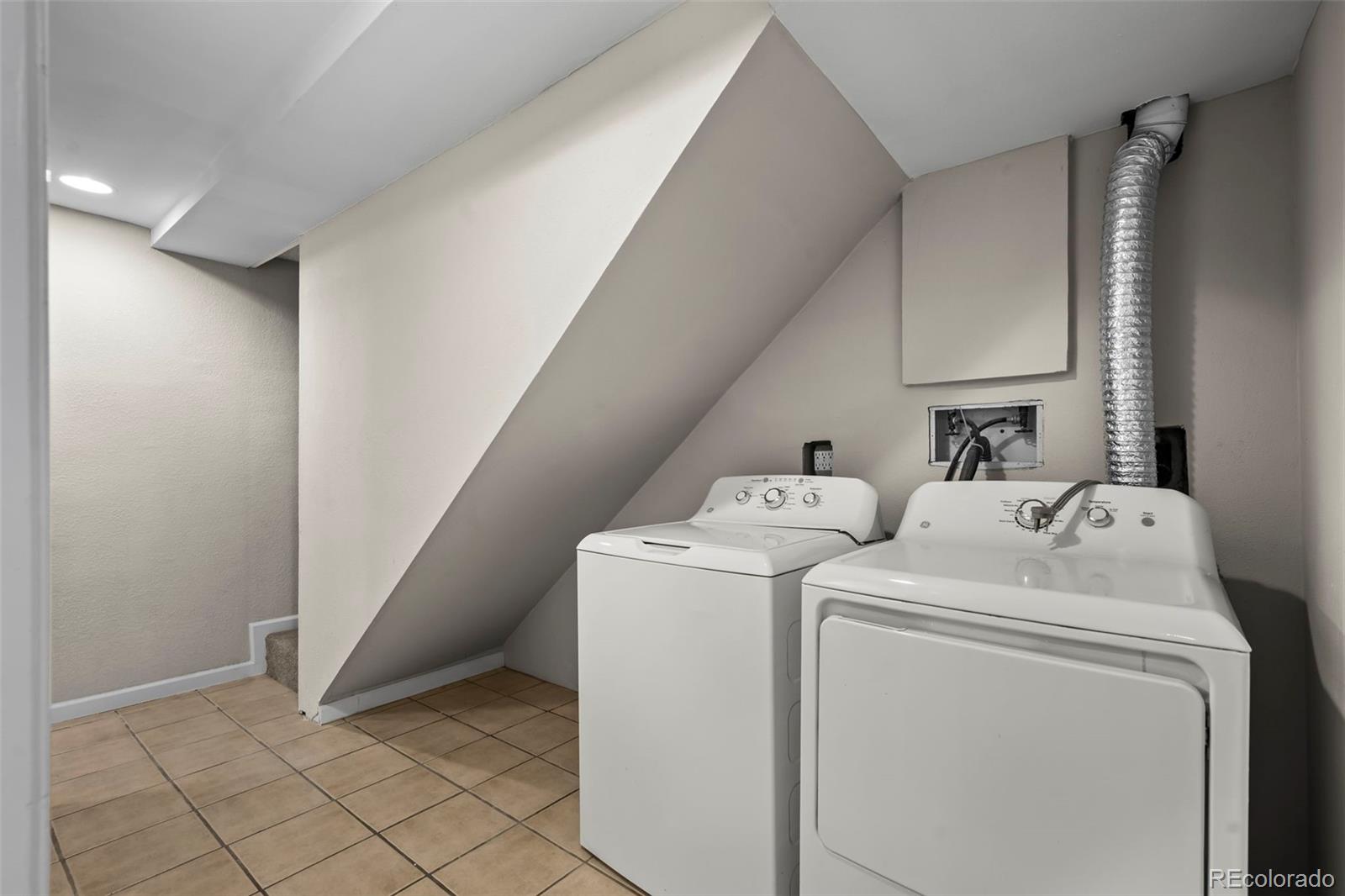 MLS Image #20 for 2862 w warren avenue,denver, Colorado