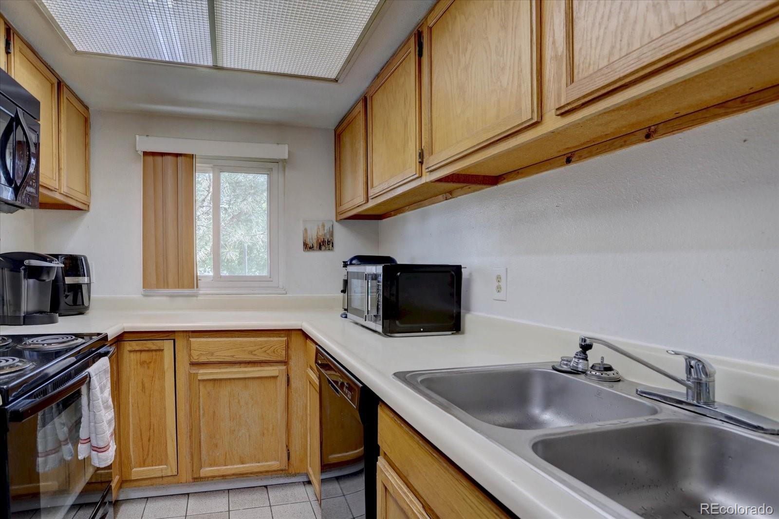 MLS Image #4 for 11115 e alameda avenue,aurora, Colorado