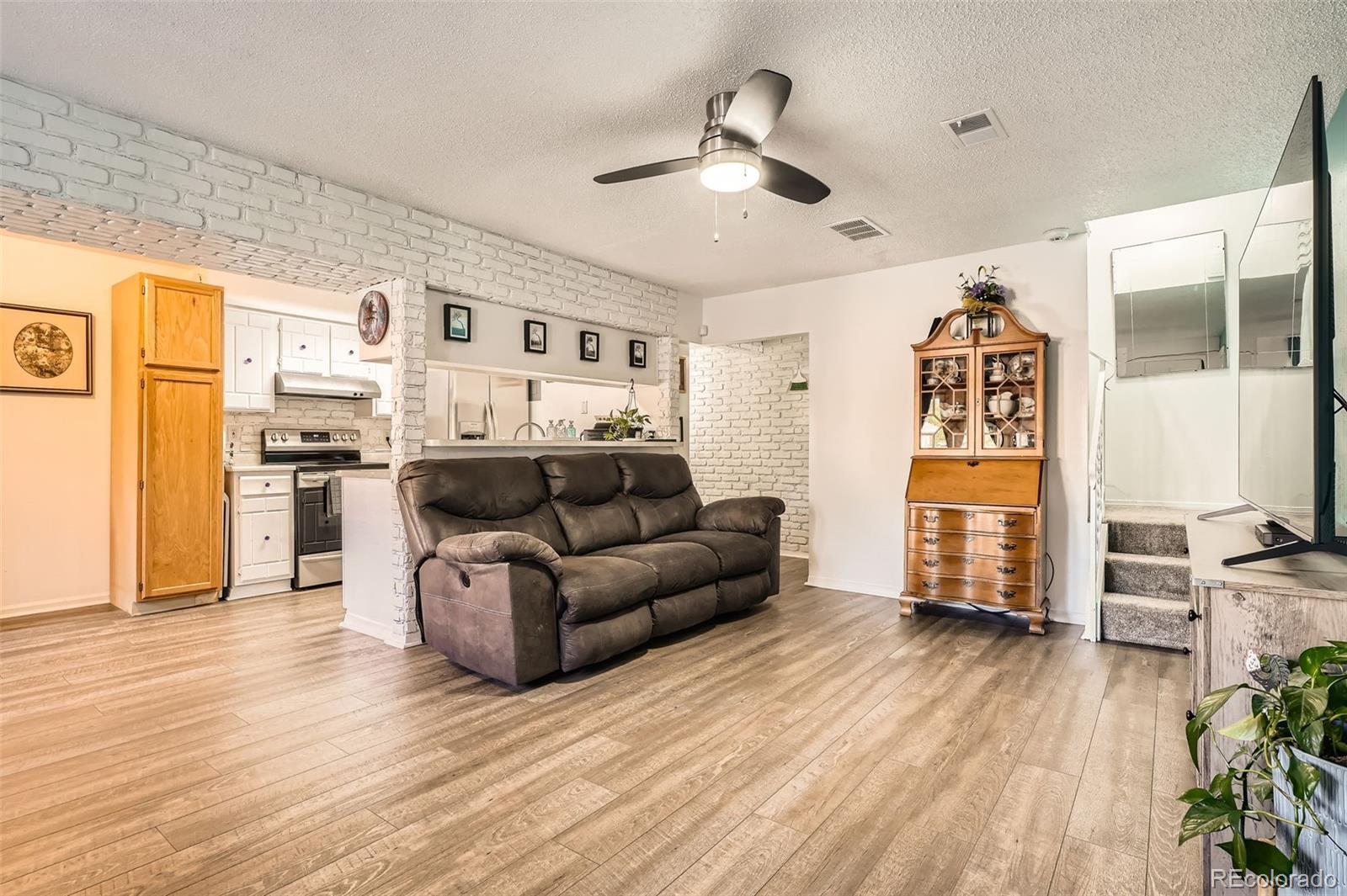 MLS Image #4 for 1165 s fairplay circle,aurora, Colorado
