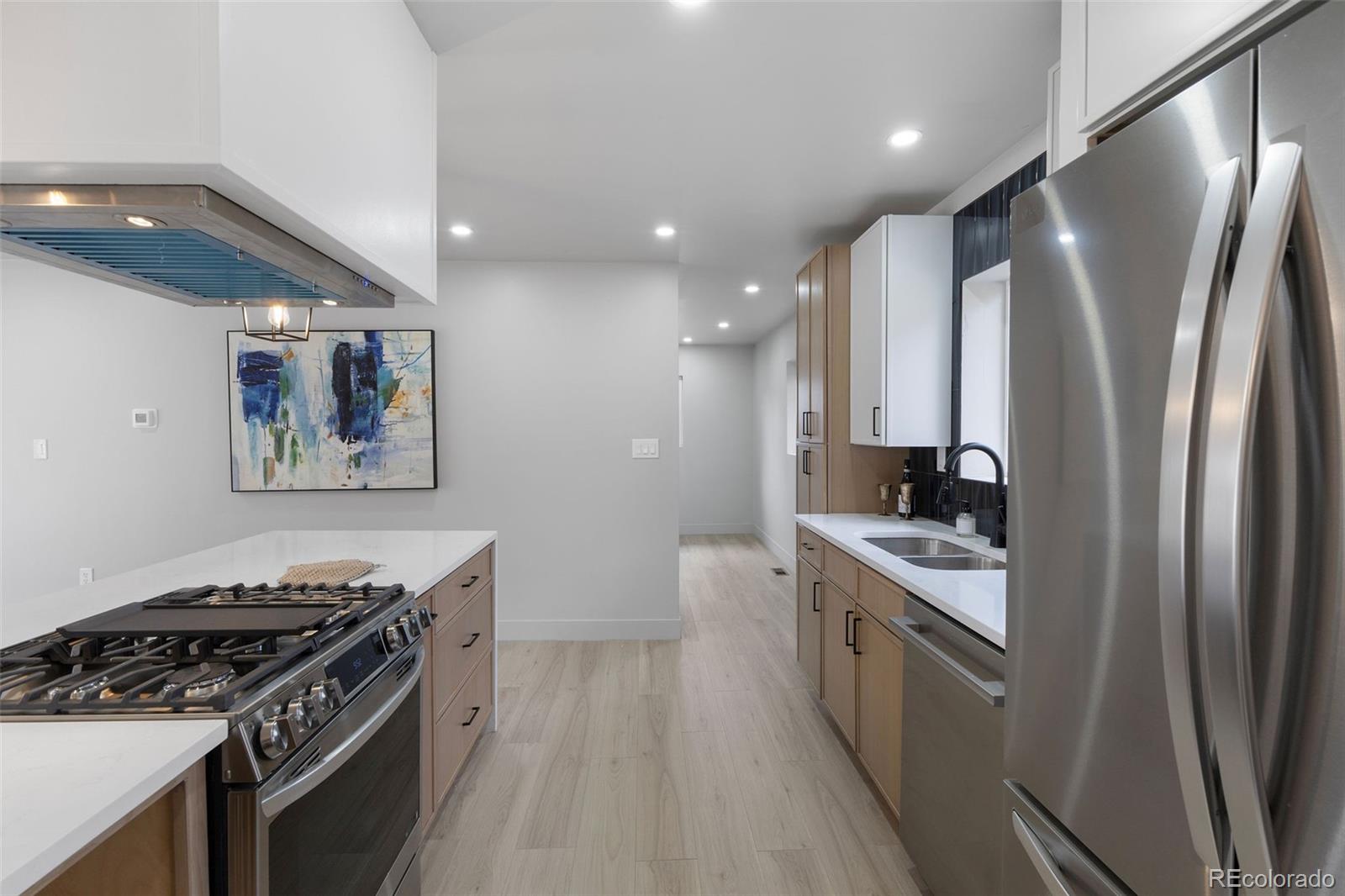MLS Image #10 for 6839 e 21st avenue,denver, Colorado