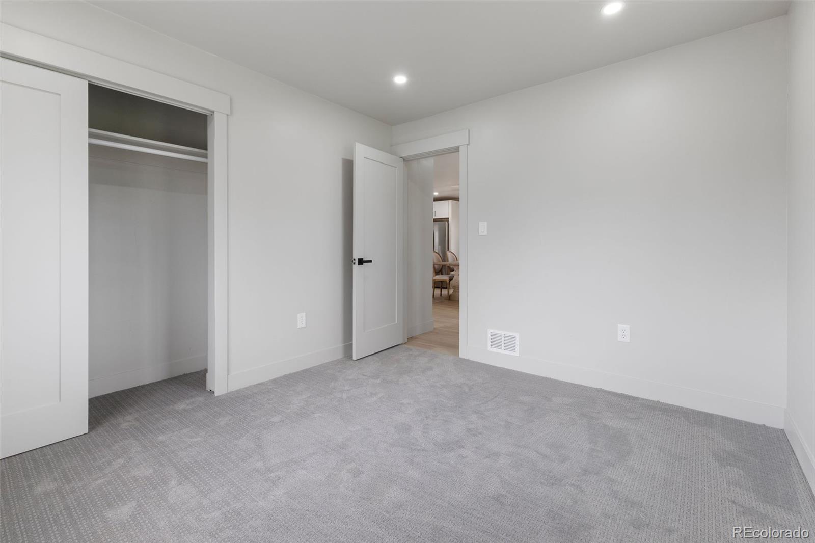 MLS Image #21 for 6839 e 21st avenue,denver, Colorado