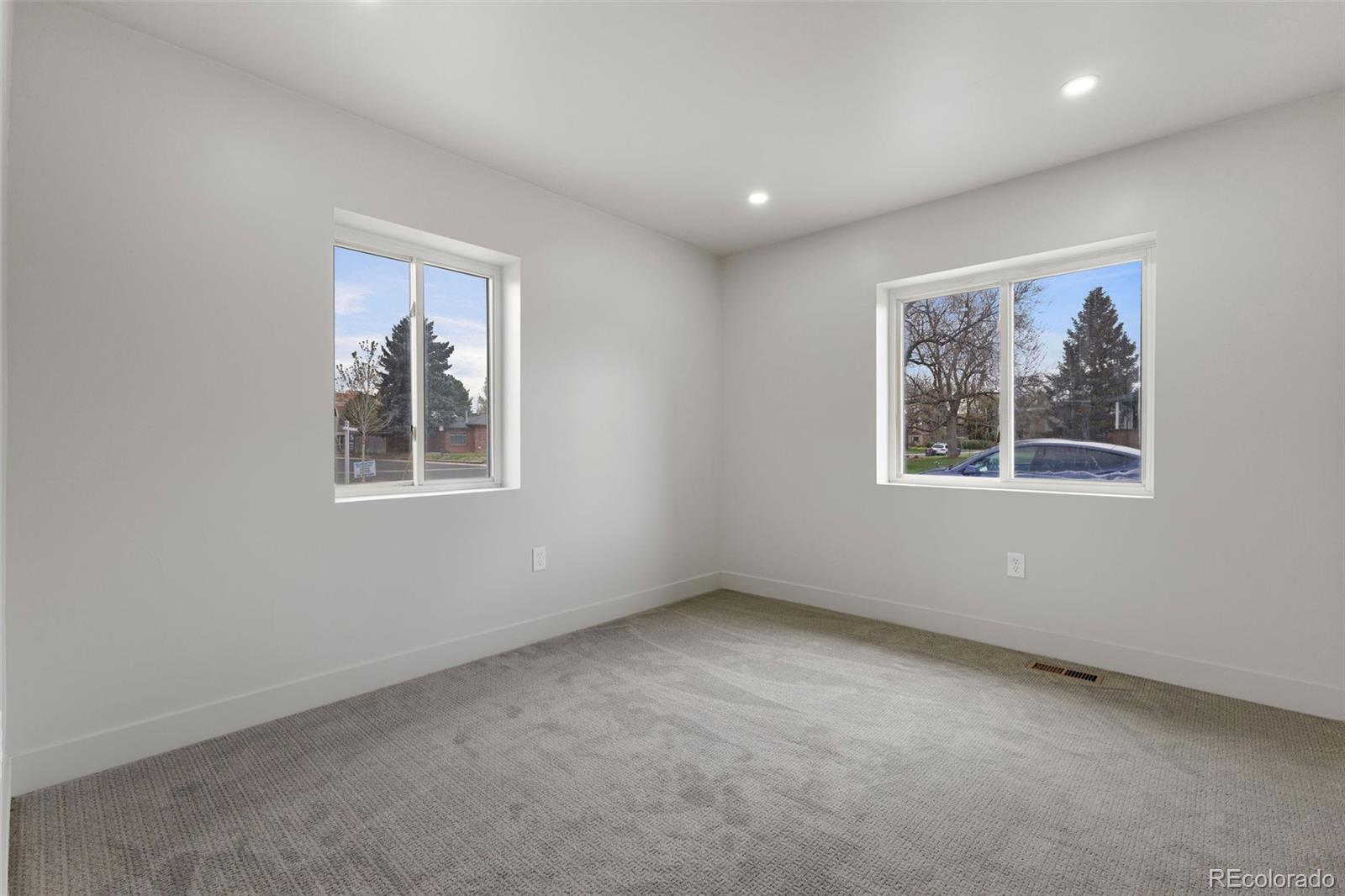 MLS Image #23 for 6839 e 21st avenue,denver, Colorado