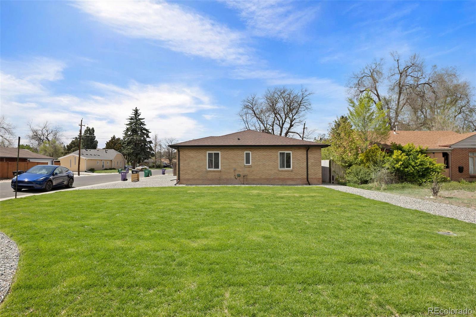 MLS Image #3 for 6839 e 21st avenue,denver, Colorado